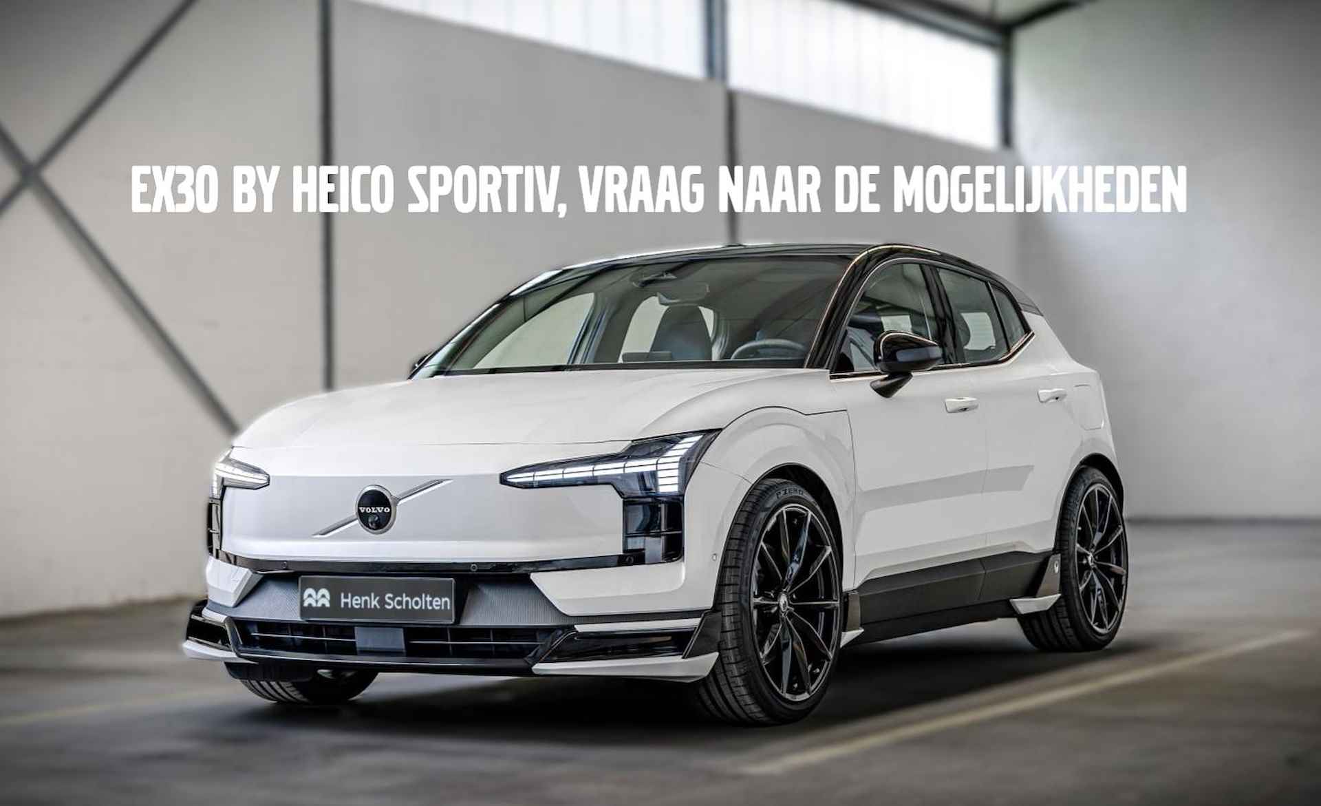 Volvo EX30 Twin Motor Performance Ultra 69 kWh Adaptieve Cruise Control met Pilot Assist, Premium audio by Harman Kardon, Geavanceerde interieurverlichting, Panoramisch dak, Elektrische bestuurdersstoel met geheugen, Verwarmbare voorstoelen + stuurwiel, Park Assist voor + achter, 360 Parkeercamera - 3/39