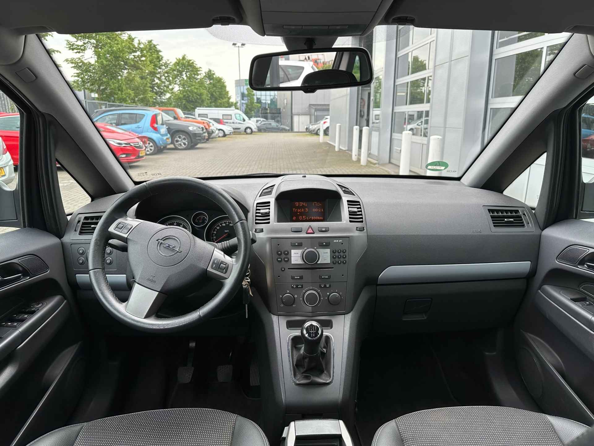 Opel Zafira 1.8 Cosmo - 34/44