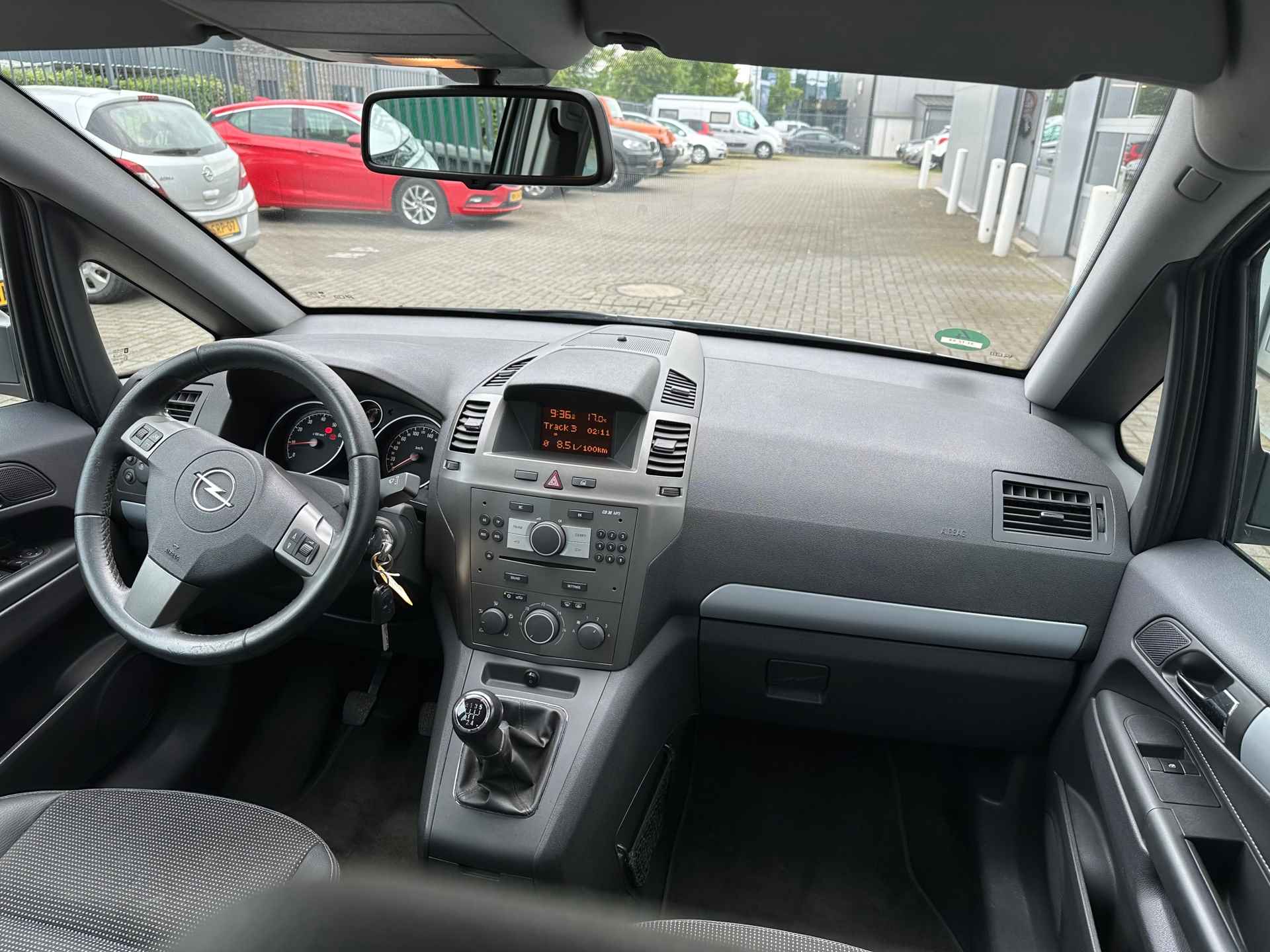 Opel Zafira 1.8 Cosmo - 41/44