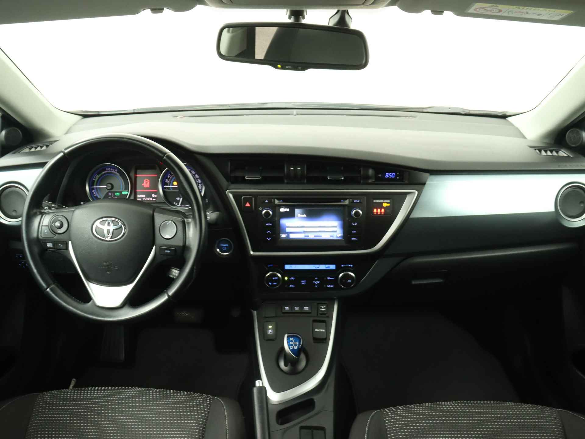 Toyota Auris 1.8 Hybrid Dynamic | Navigatie | LM Velgen | Mistlampen | - 5/45