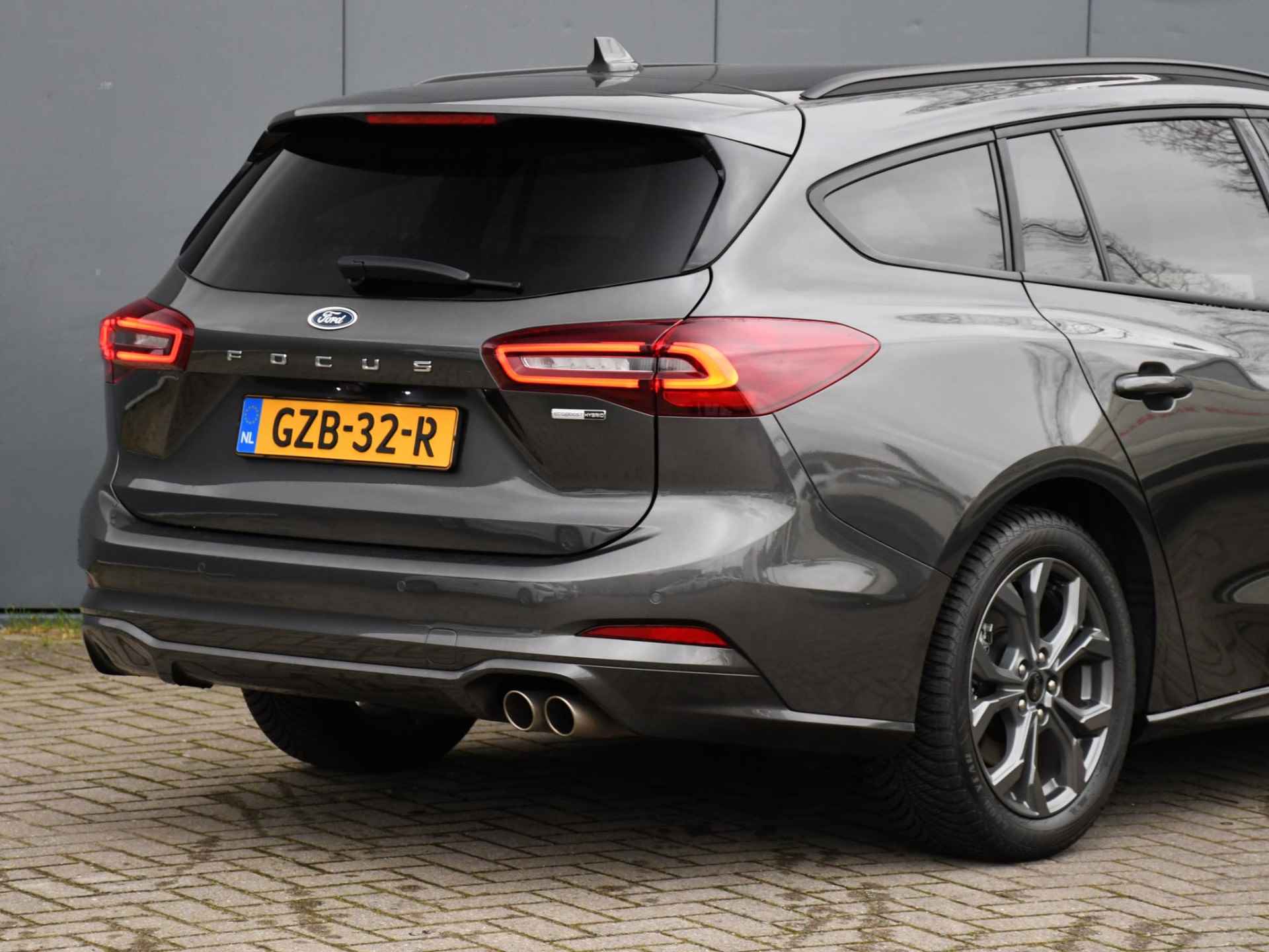 Ford Focus Wagon ST-Line 1.0 EcoBoost Hybrid 125pk Automaat WINTER PACK | 17''LM | ADAP. CRUISE | PDC + CAMERA | DRAADLOOS OPLADEN - 5/34