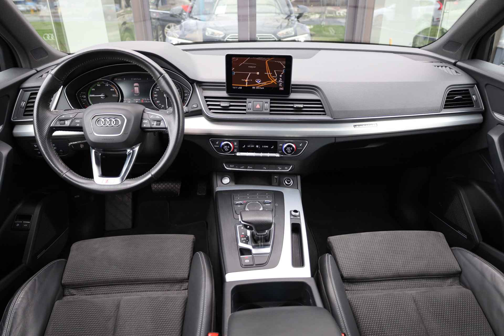 Audi Q5 Competition 55 TFSIe 270kw/367pk quattro S-tronic 7 - 19/61