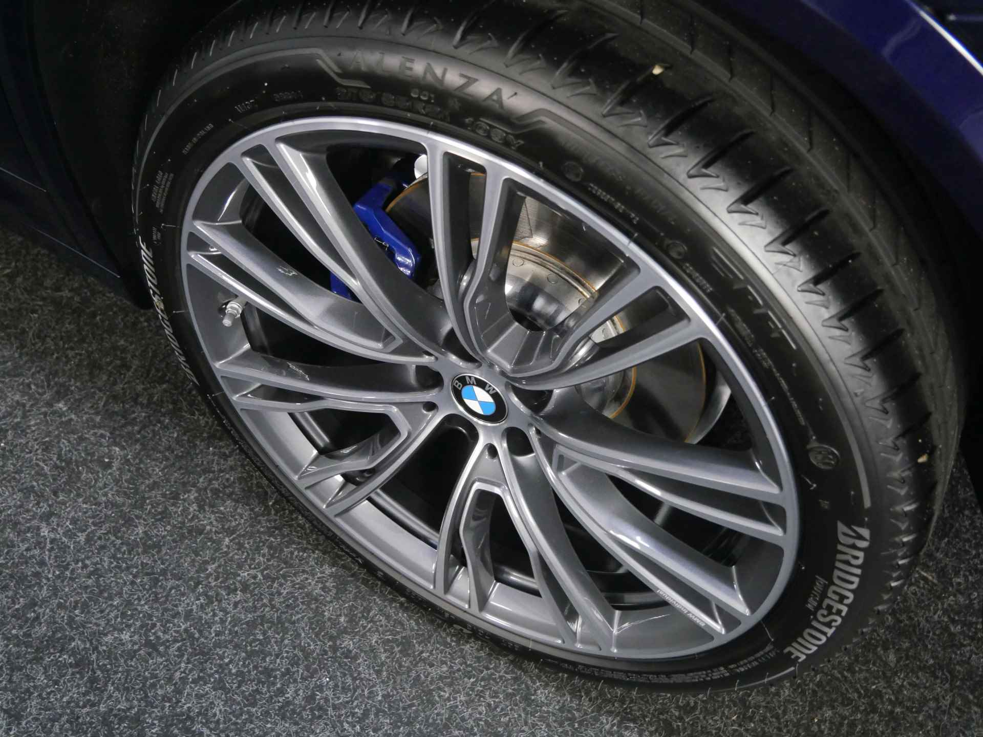 BMW X3 M40i xDrive High Executive Automaat / Panoramadak / Trekhaak / Laserlight / Sportstoelen / Adaptief M Onderstel / Parking Assistant Plus / Comfort Access - 31/39