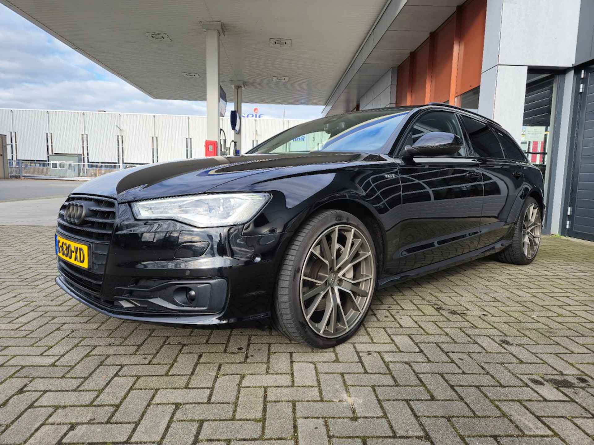 AUDI A6 3.0 TDI Premium Edition - 4/26