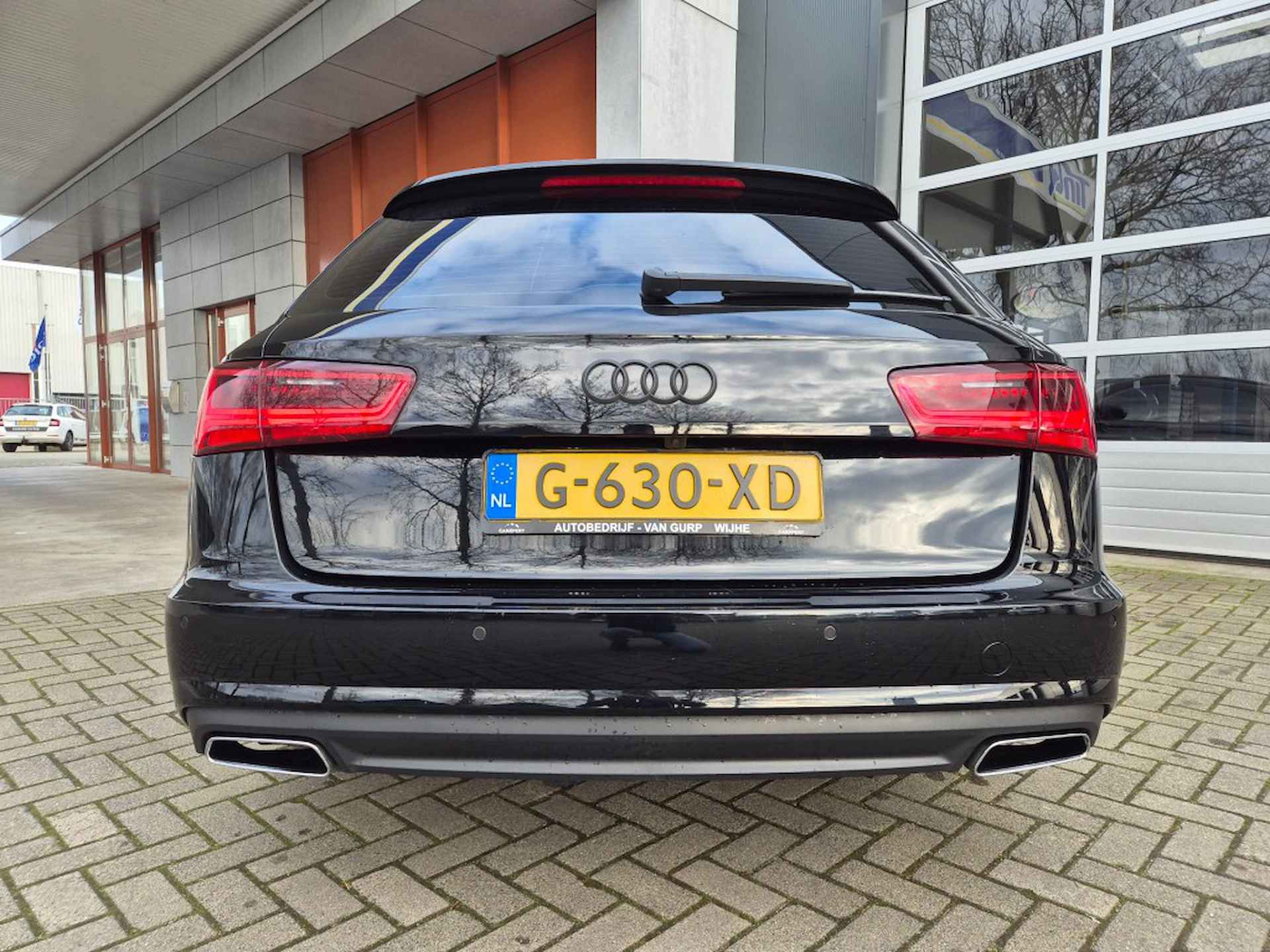 AUDI A6 3.0 TDI Premium Edition - 9/26