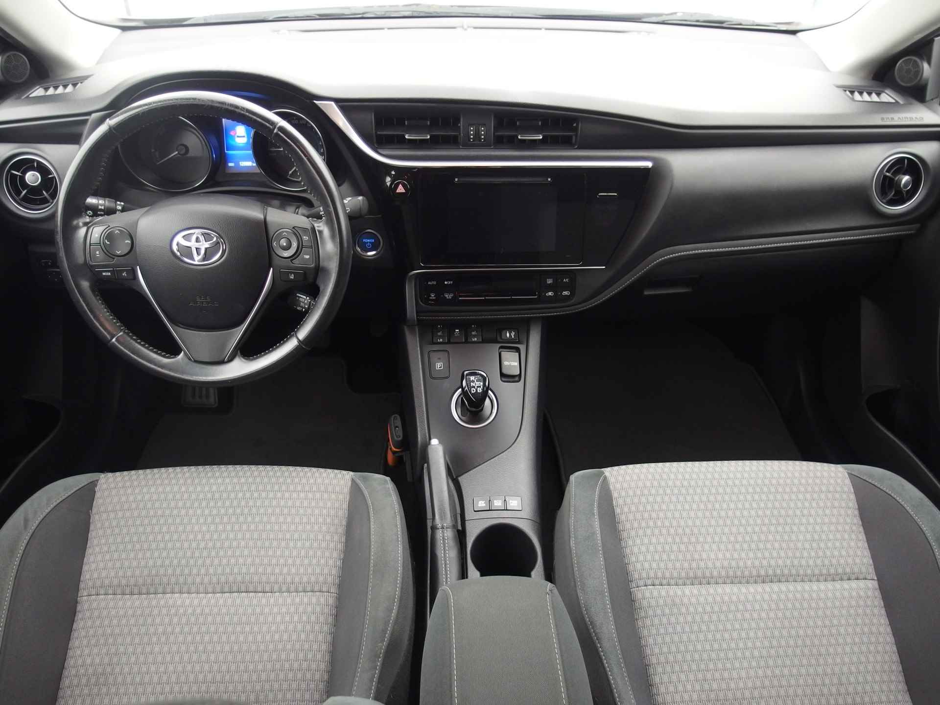 Toyota Auris 1.8 Hybrid Dynamic Ultimate CAMERA / STOELVERW / DAB+ / PDC / BLUETOOTH / CRUISE / NL-AUTO . - 18/43