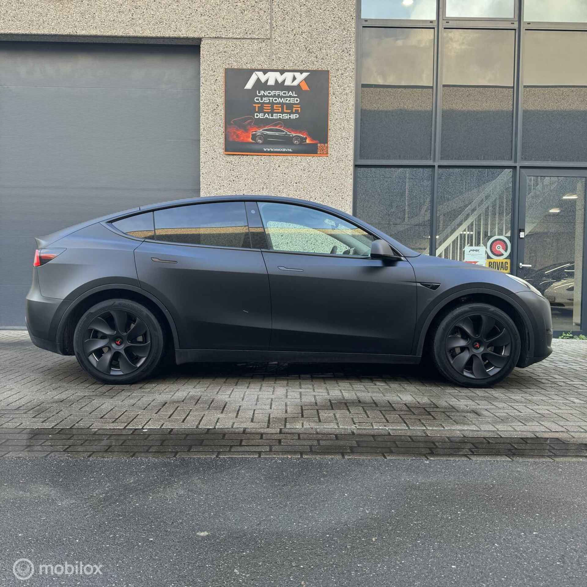 Tesla Model Y RWD 2023 SUBSIDIE IS TERUG MAT ZWART WRAP - 2/21