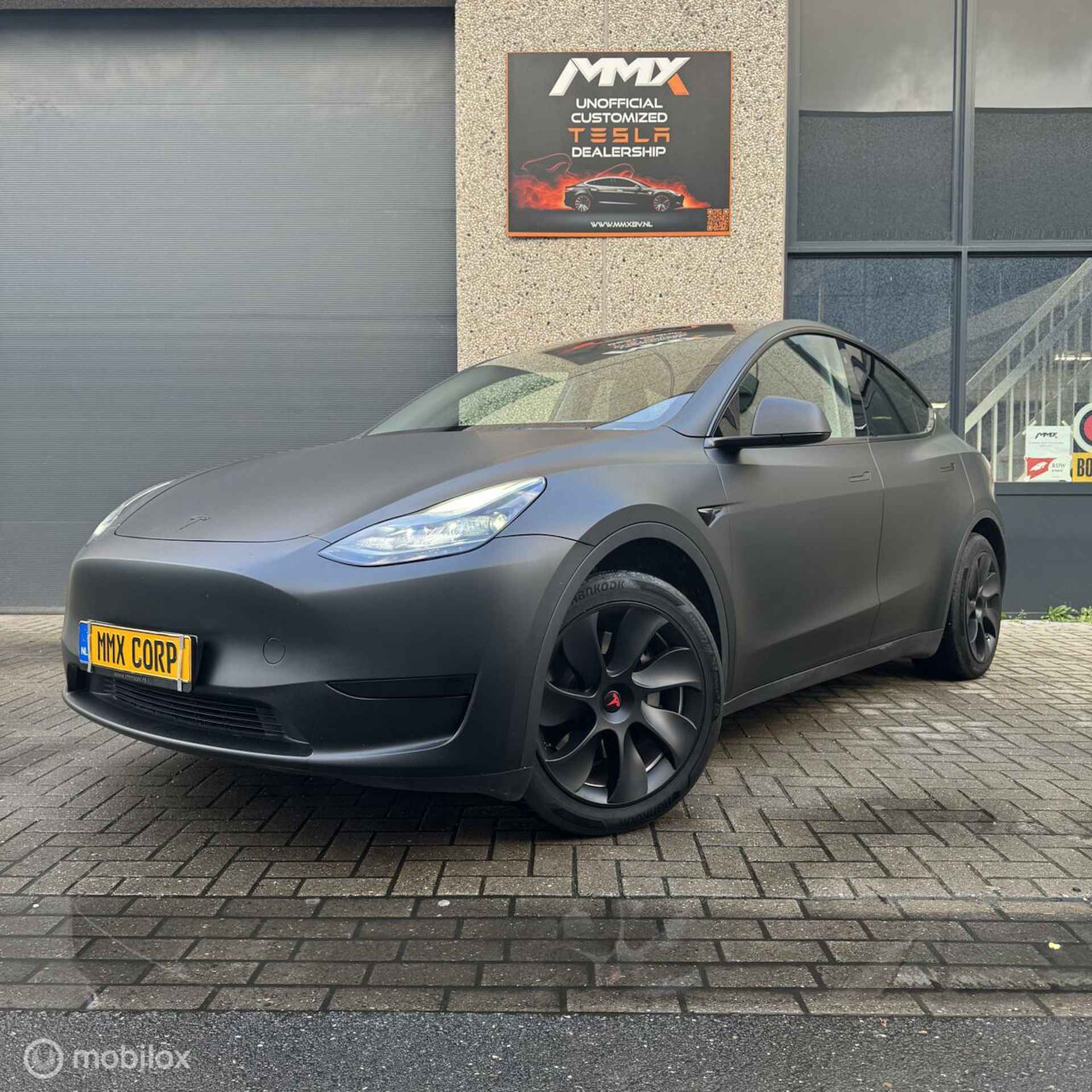 Tesla Model Y RWD 2023 SUBSIDIE IS TERUG MAT ZWART WRAP - 5/21