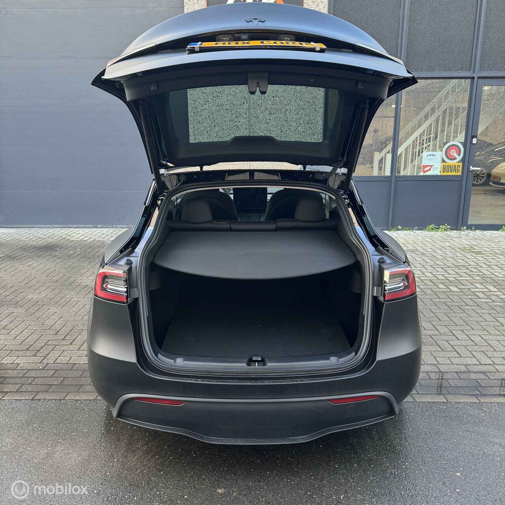 Tesla Model Y RWD 2023 SUBSIDIE IS TERUG MAT ZWART WRAP - 19/21