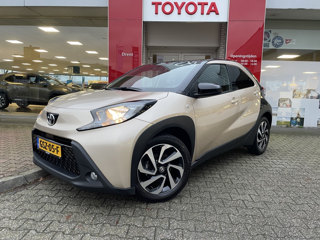 Toyota Aygo X 1.0 VVT-i MT Pulse | Stoelverwarming | Apple Carplay Android Aut