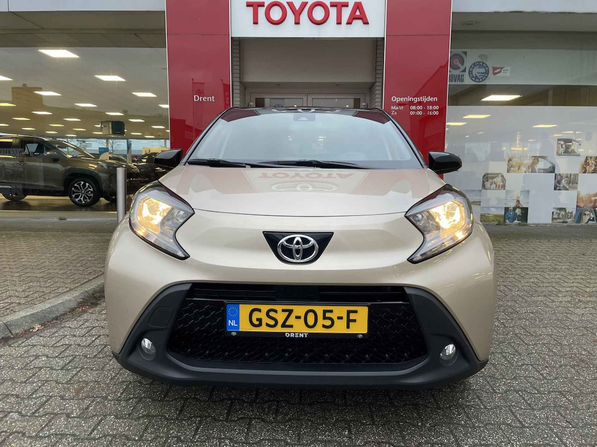 Toyota Aygo X 1.0 VVT-i MT Pulse | Stoelverwarming | Apple Carplay Android Aut - 6/27