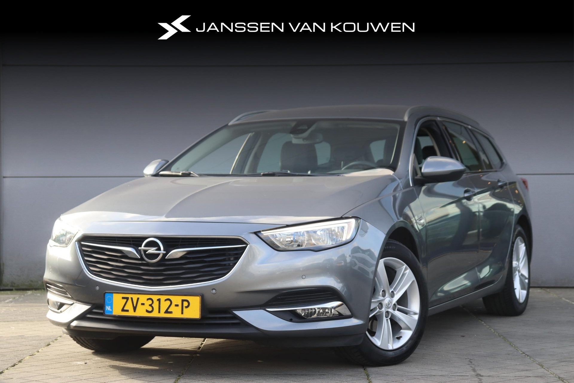 Opel Insignia Sports Tourer 1.5 Turbo Business Executive / Navigatie / Trekhaak / CarPlay / PDC / Keyless