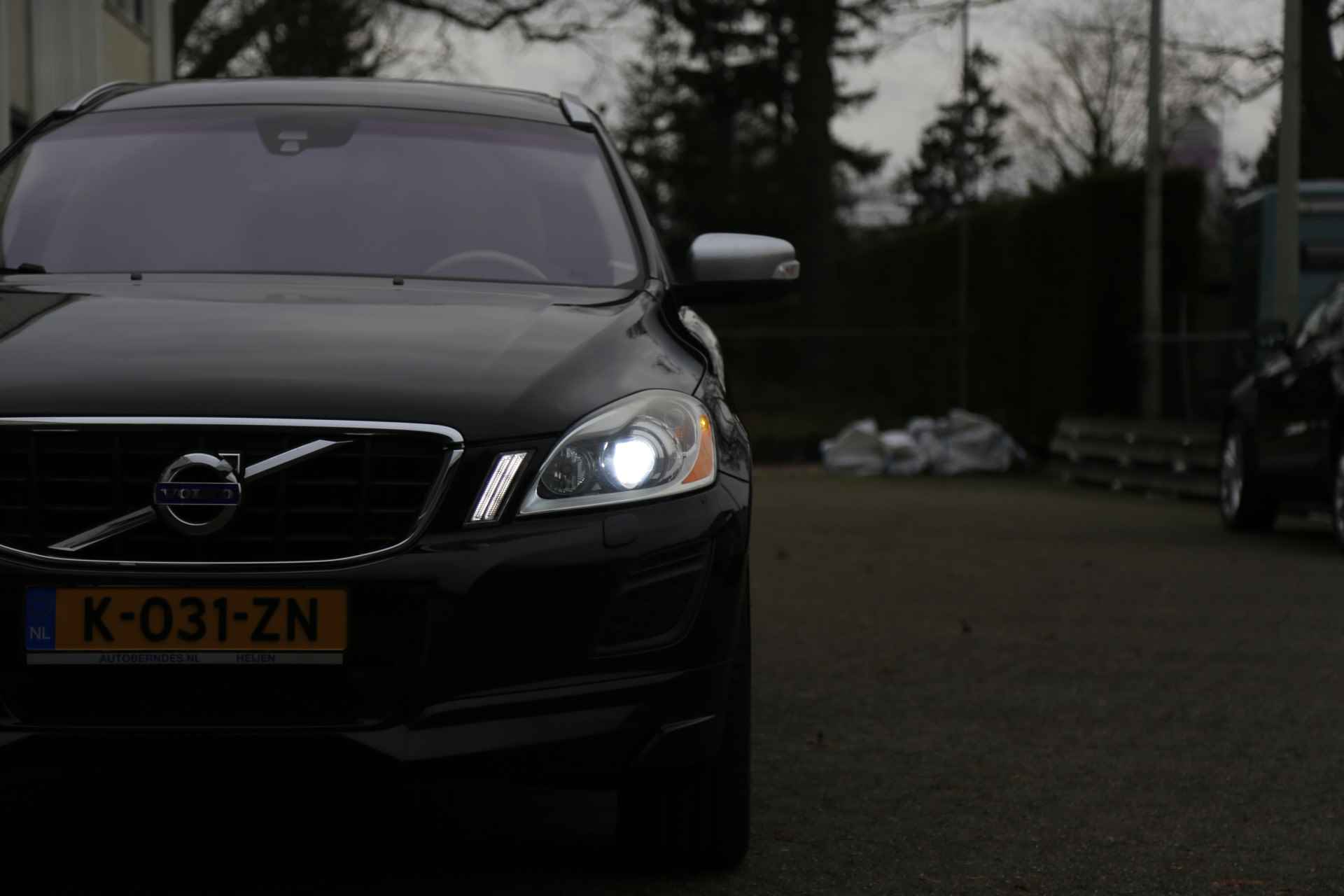 Volvo XC60 3.0 T6 305PK 6 Cilinder AWD Summum Aut.*Perfect Onderh.*Polestar/Heico Uitlaat/Afneemb. Trekhaak/Leder/Stoelverw./LED/Xenon/Elek - 25/56