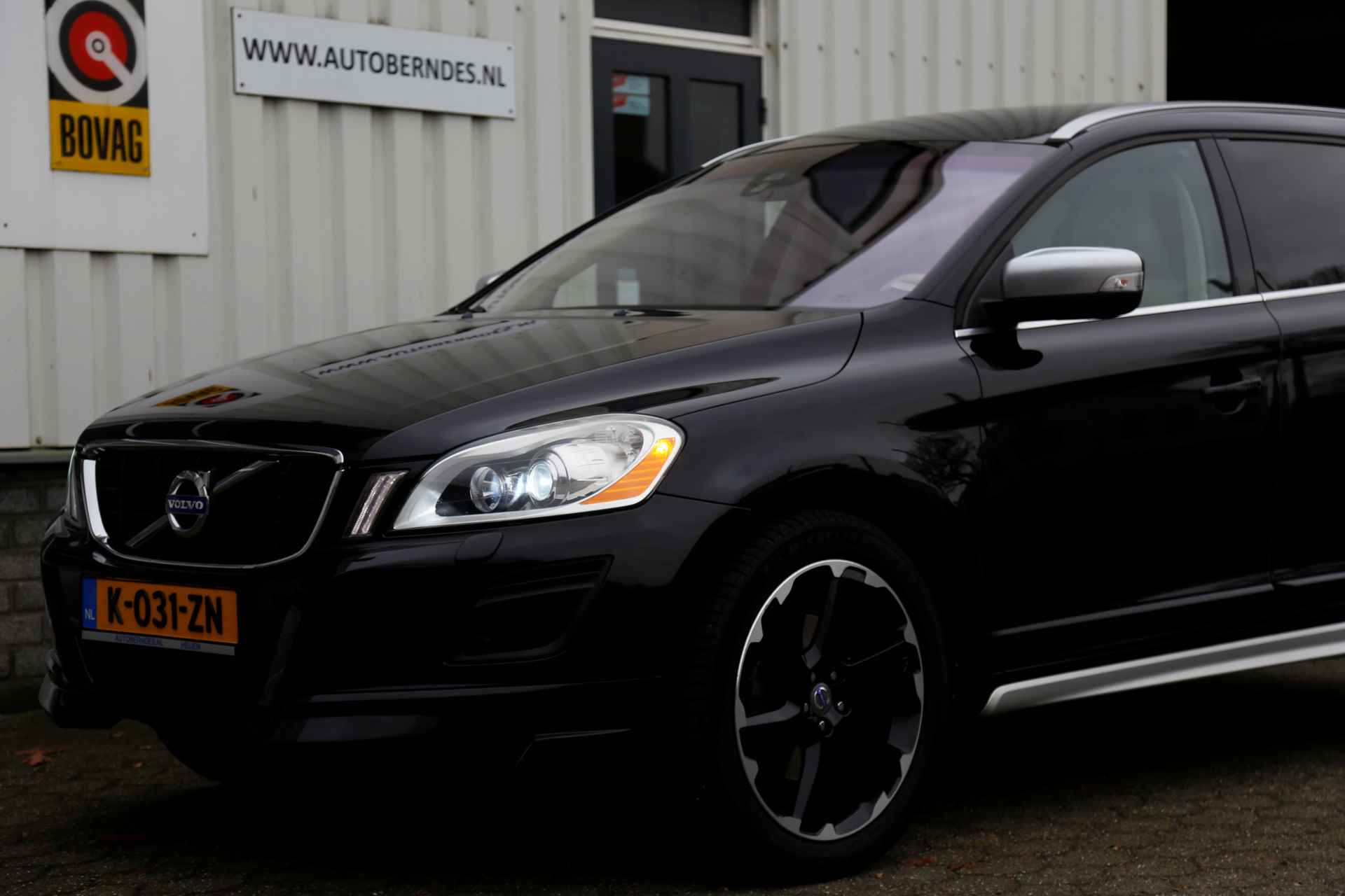 Volvo XC60 3.0 T6 305PK 6 Cilinder AWD Summum Aut.*Perfect Onderh.*Polestar/Heico Uitlaat/Afneemb. Trekhaak/Leder/Stoelverw./LED/Xenon/Elek - 44/56