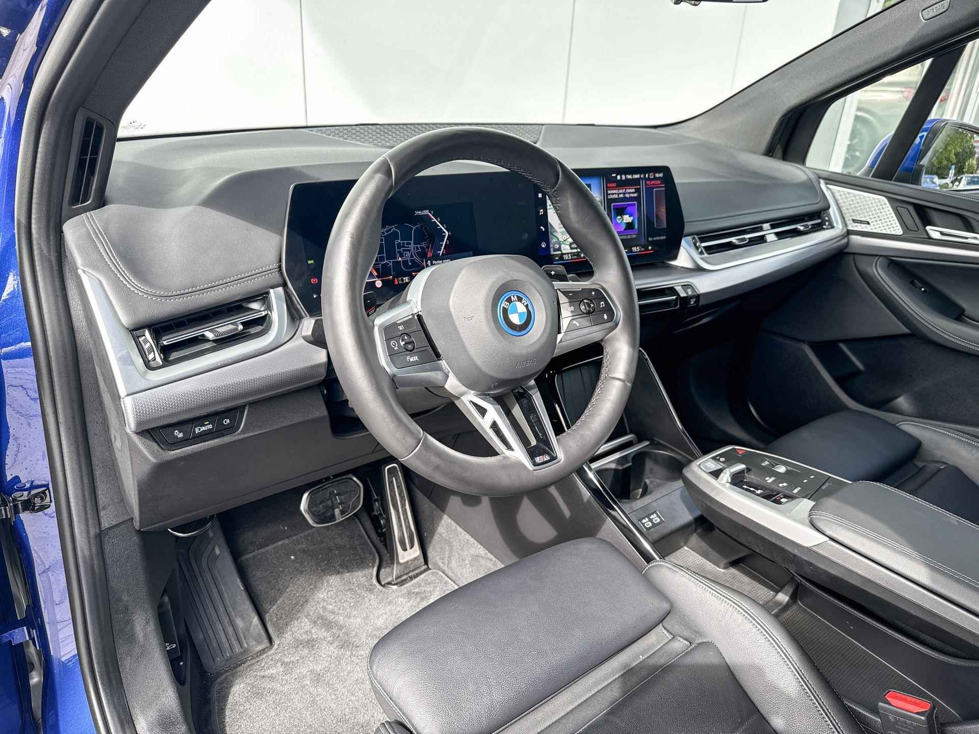 BMW 2 Serie Active Tourer 225e xDrive M-Sport Comfort Acces / Electrische Stoelverstelling / Automatisch Dimmende Binnen & Buitenspiegel / Adaptieve Led / Driving Assistant Plus / Harman Kardon / Driving Assistant Plus - 6/23