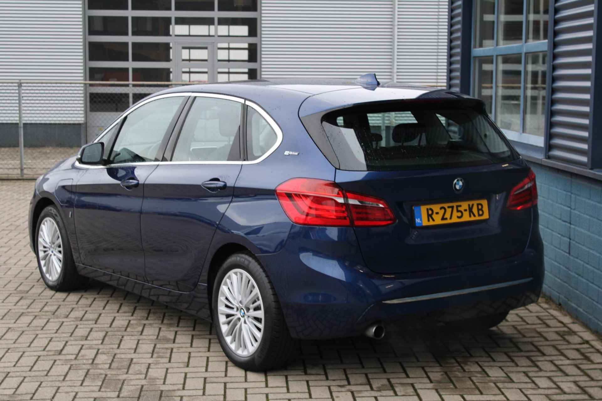 BMW 2-serie Active Tourer 225xe iPerformance High Executive - 3/33