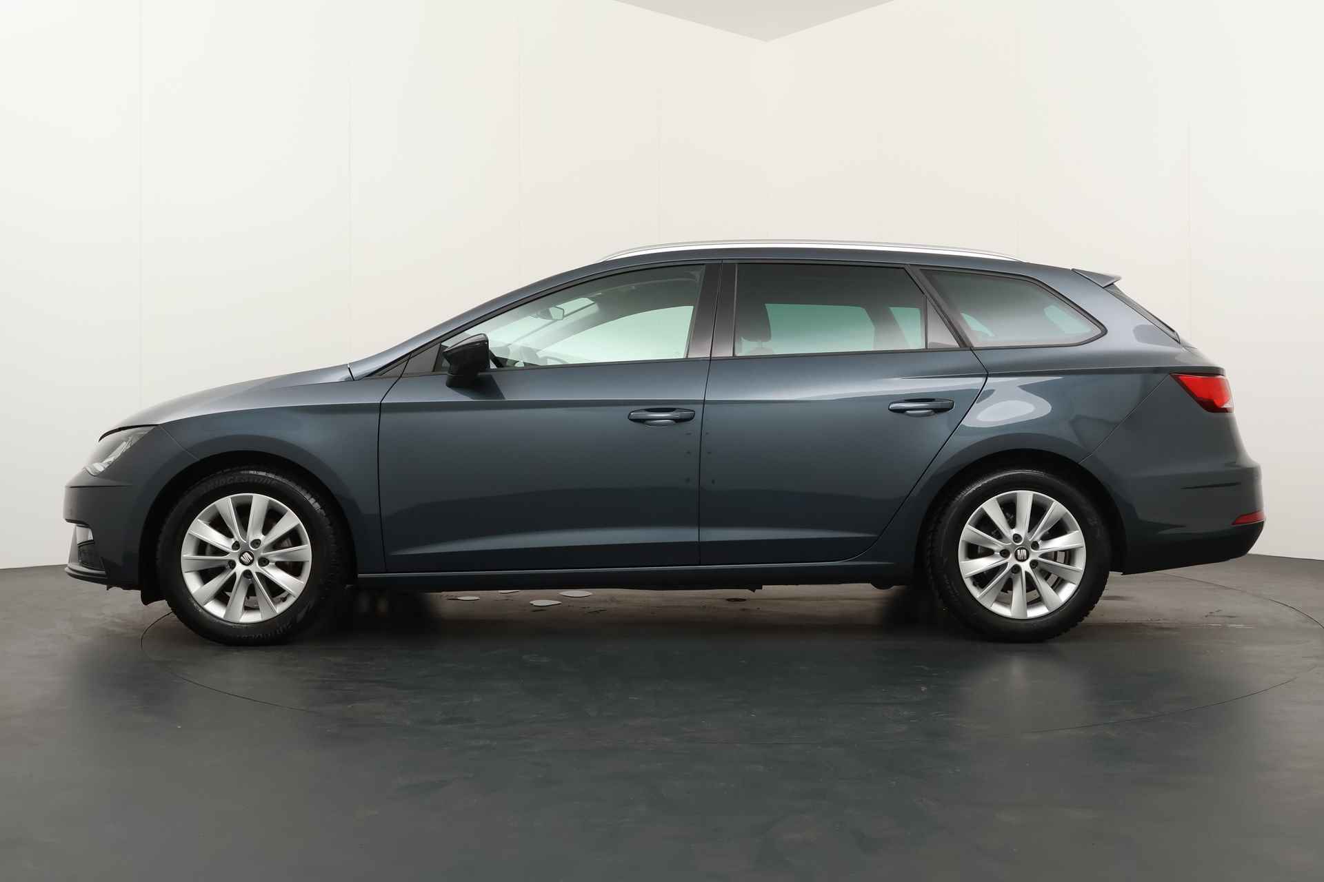 SEAT León ST BWJ 2019 | 1.0 TSI 116PK Style Bus. Intense | CLIMA | CARPLAY | NAVI | PRIVACY GLASS | CRUISE | PDC | LMV - 7/30