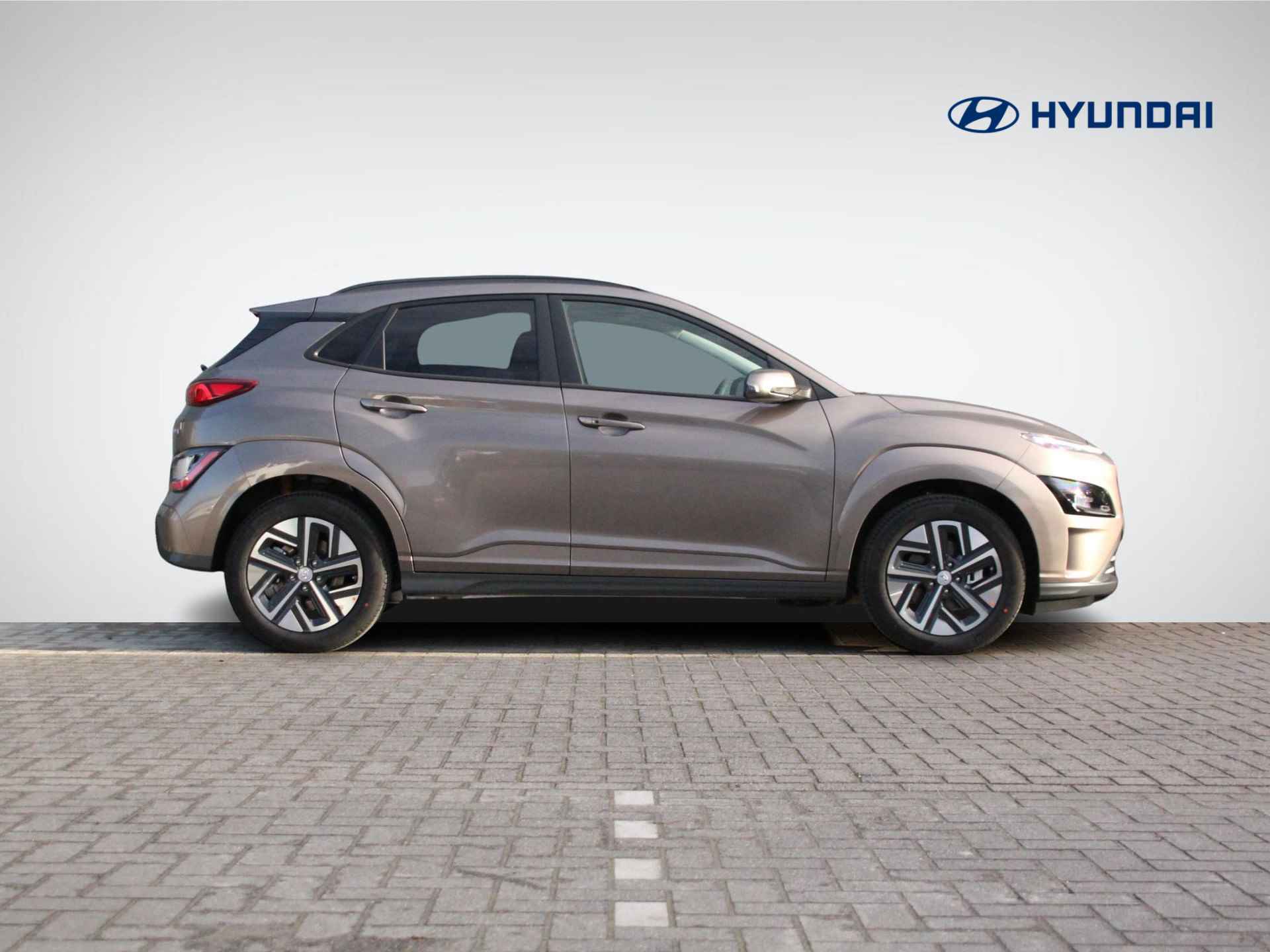 Hyundai Kona EV Fashion 39 kWh | Head-Up Display | Navigatie | Camera | Apple Carplay/Android Auto | Premium Audio | Keyless Entry | Rijklaarprijs! - 3/25