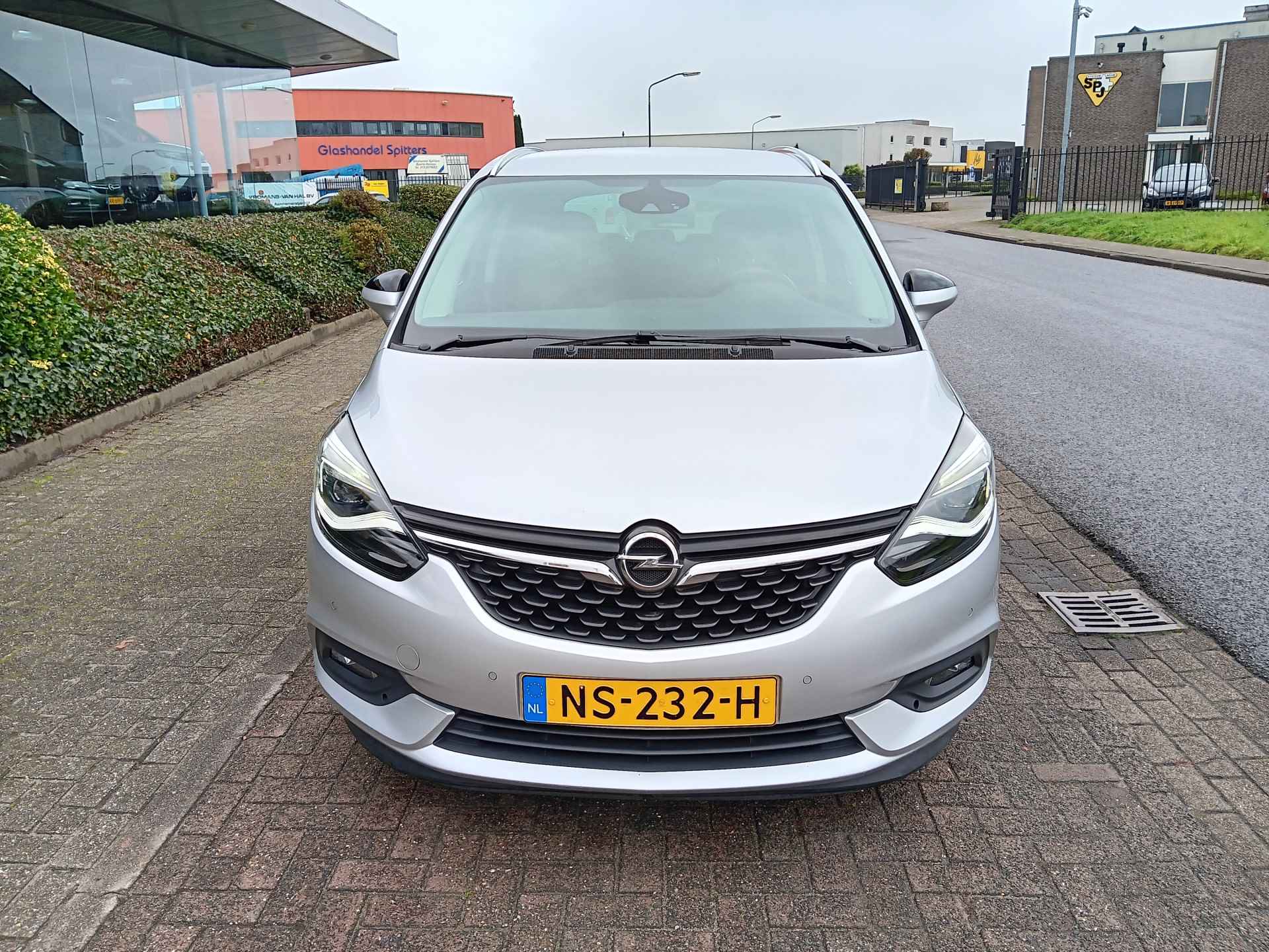 Opel Zafira 1.4 Turbo 140PK Innovation 7-zitter, Airco, Navi, Camera, PDC etc. incl. 12 mnd BOVAG - 3/26