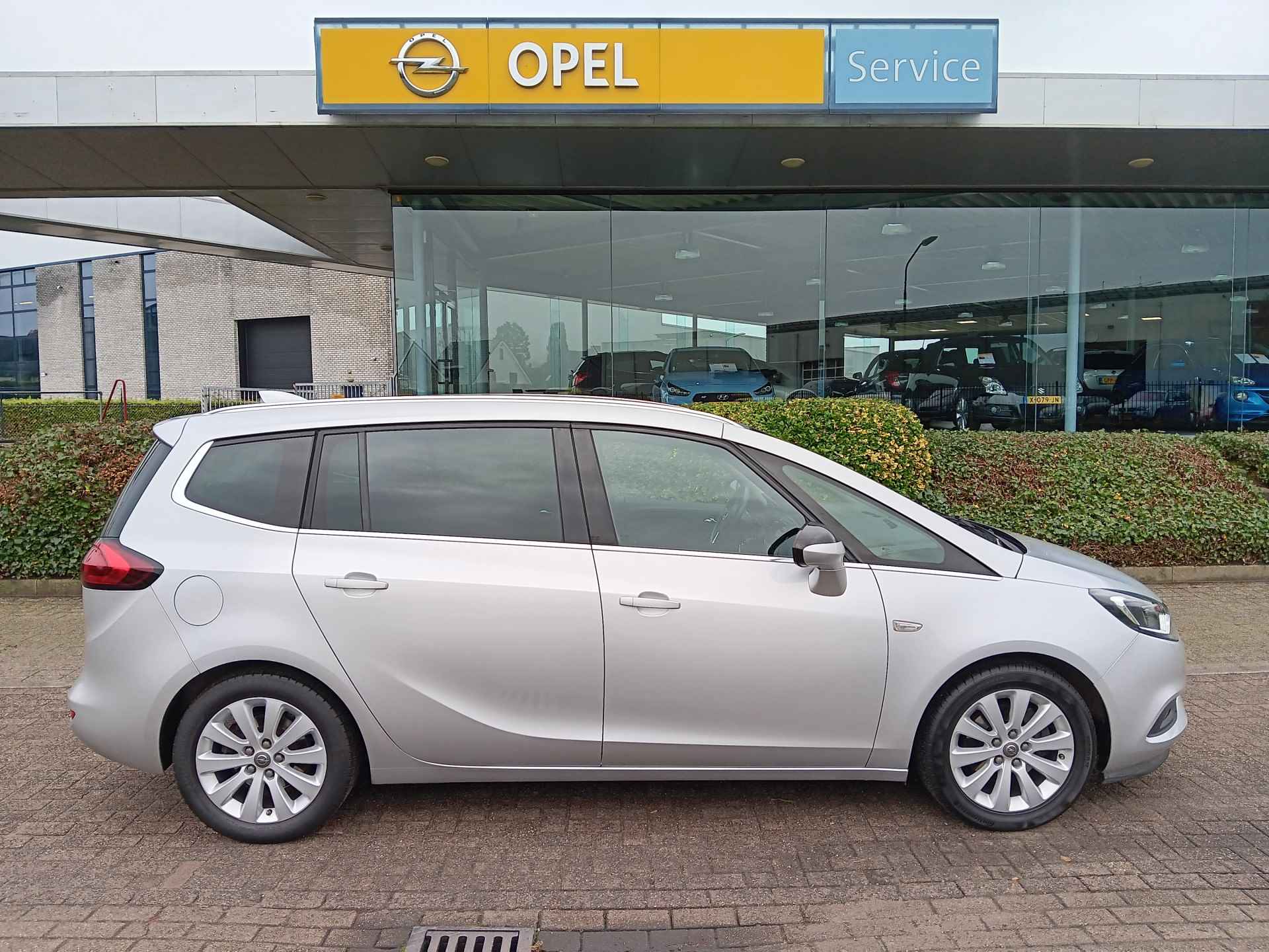 Opel Zafira 1.4 Turbo 140PK Innovation 7-zitter, Airco, Navi, Camera, PDC etc. incl. 12 mnd BOVAG - 6/26