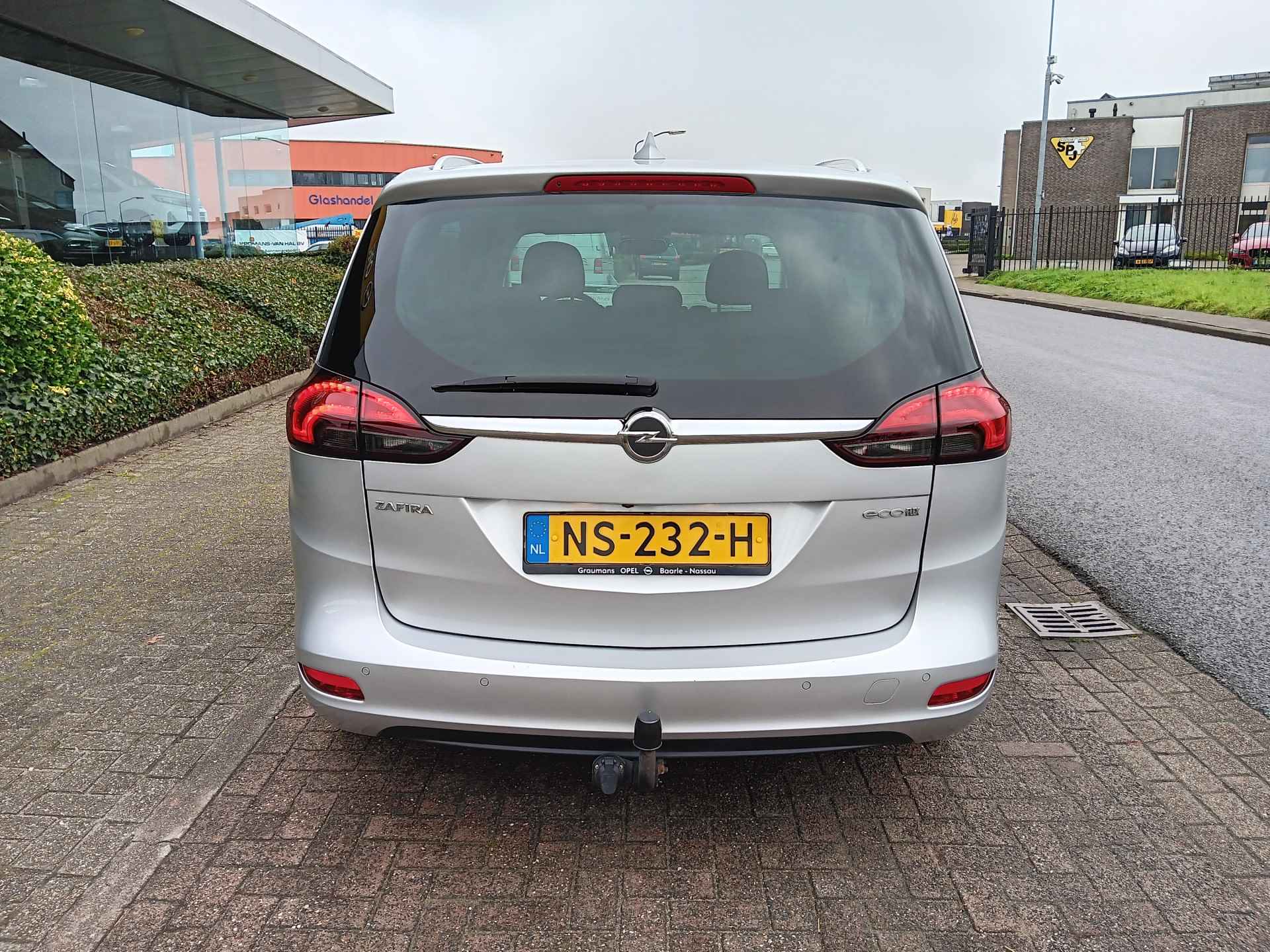 Opel Zafira 1.4 Turbo 140PK Innovation 7-zitter, Airco, Navi, Camera, PDC etc. incl. 12 mnd BOVAG - 8/26