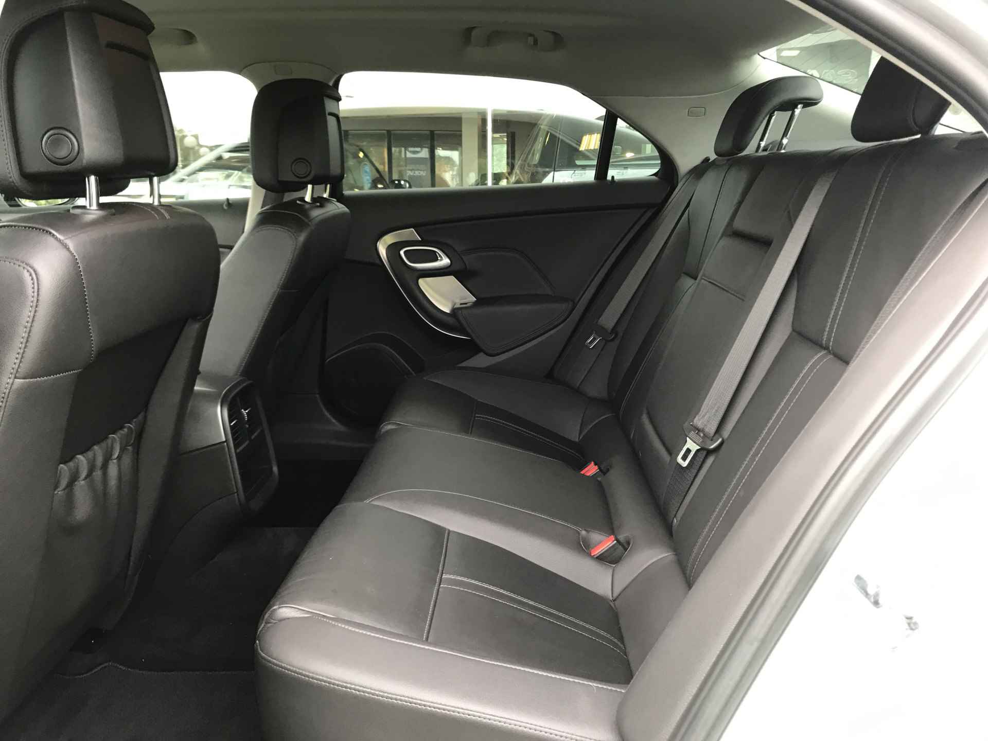 Saab 9-5 2.0T Vector Exklusiv XWD Automaat | Rijklaar incl garantie | Rear seat entertainment Geventileerde voorstoelen - 12/36