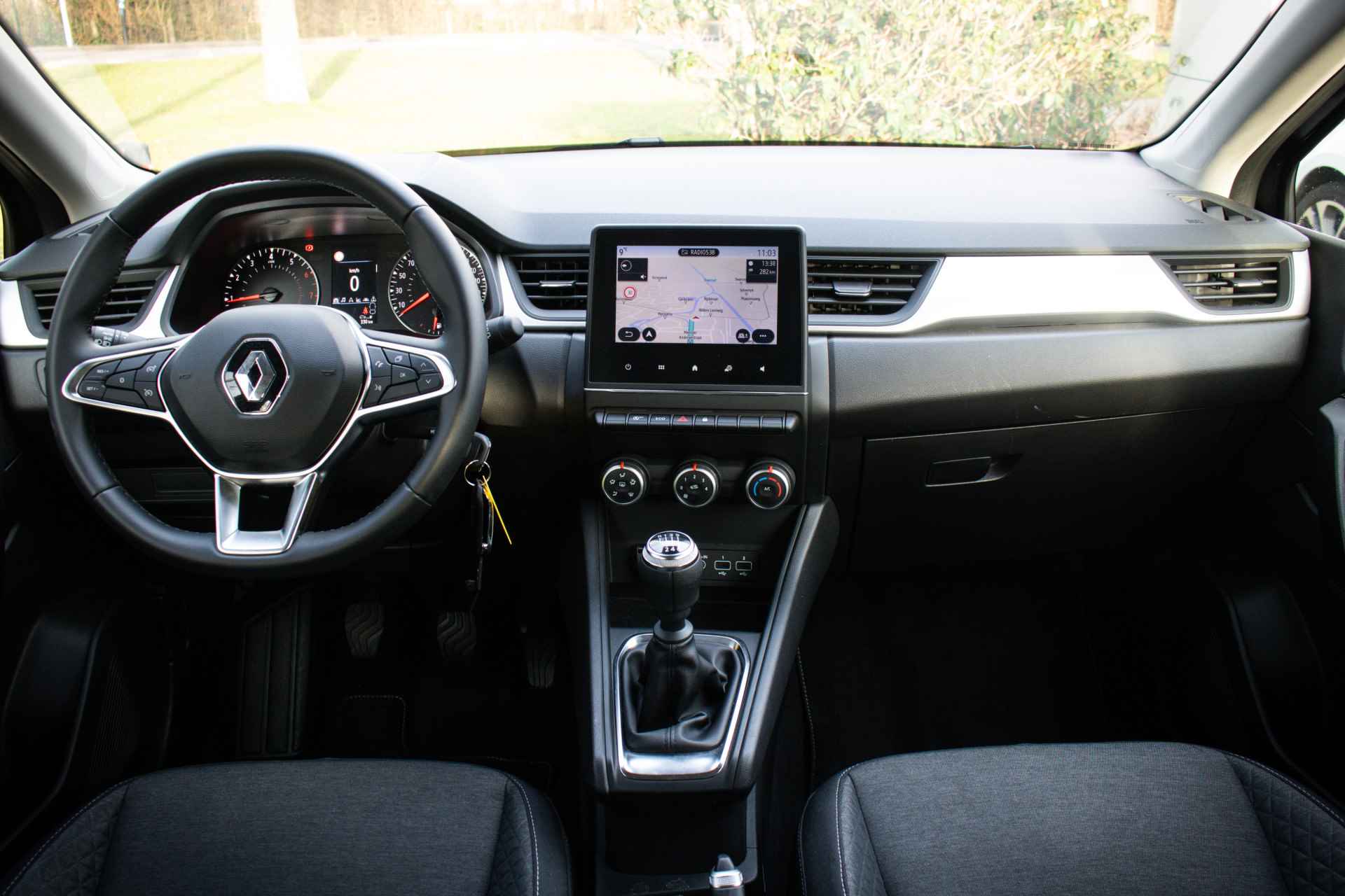Renault Captur TCe 90 Equilibre | Navigatiesysteem - 4/25