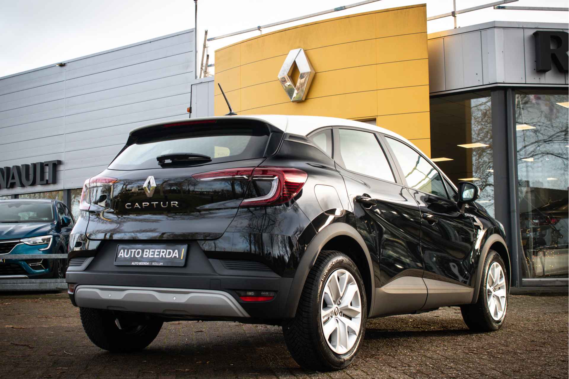 Renault Captur TCe 90 Equilibre | Airco | Navigatiesysteem | 17-Inch - 10/25