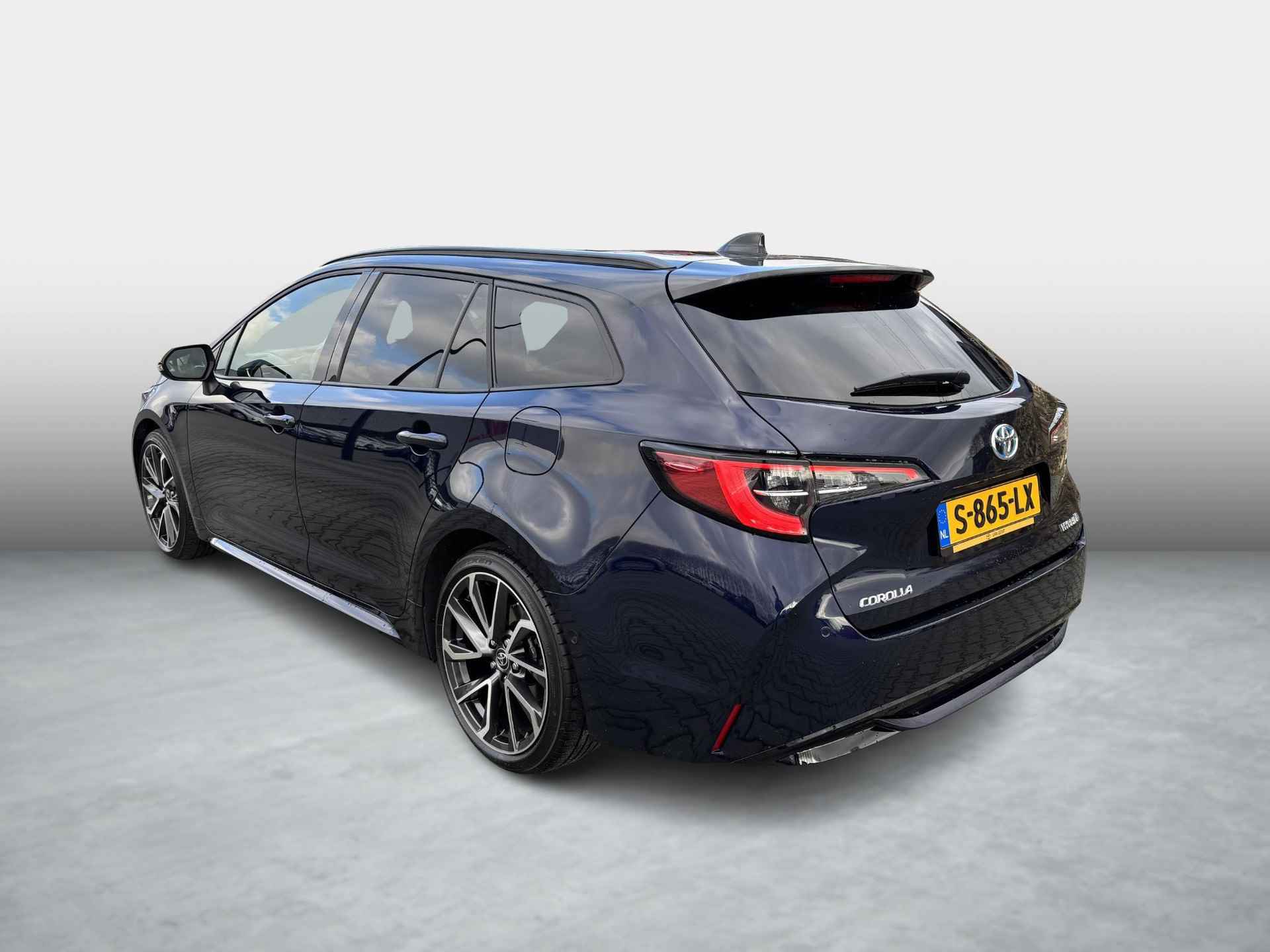 Toyota Corolla Touring Sports 2.0 Hybrid Premium | Panoramadak | Dodehoek | JBL - 4/25