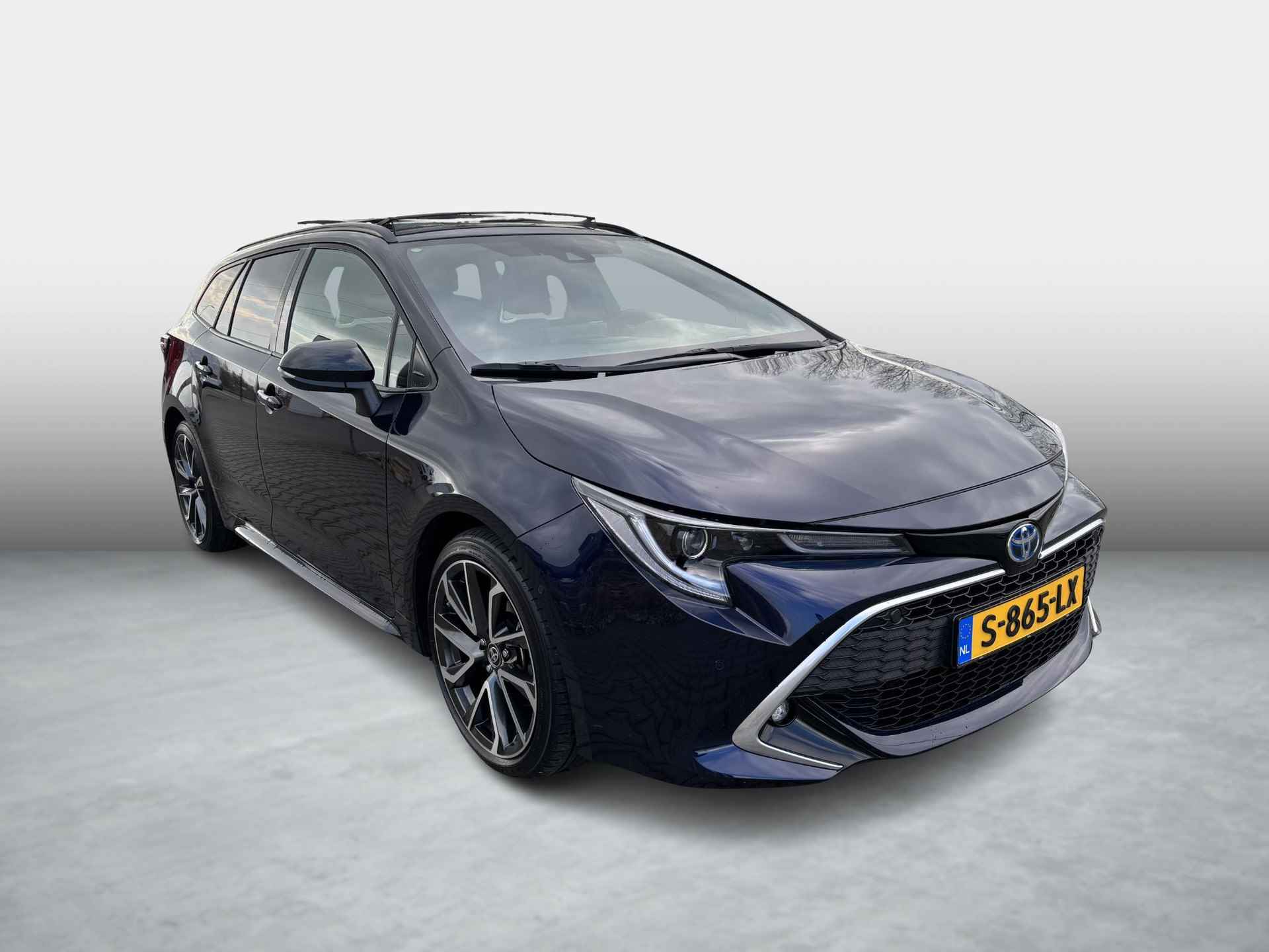 Toyota Corolla Touring Sports 2.0 Hybrid Premium | Panoramadak | Dodehoek | JBL - 11/25