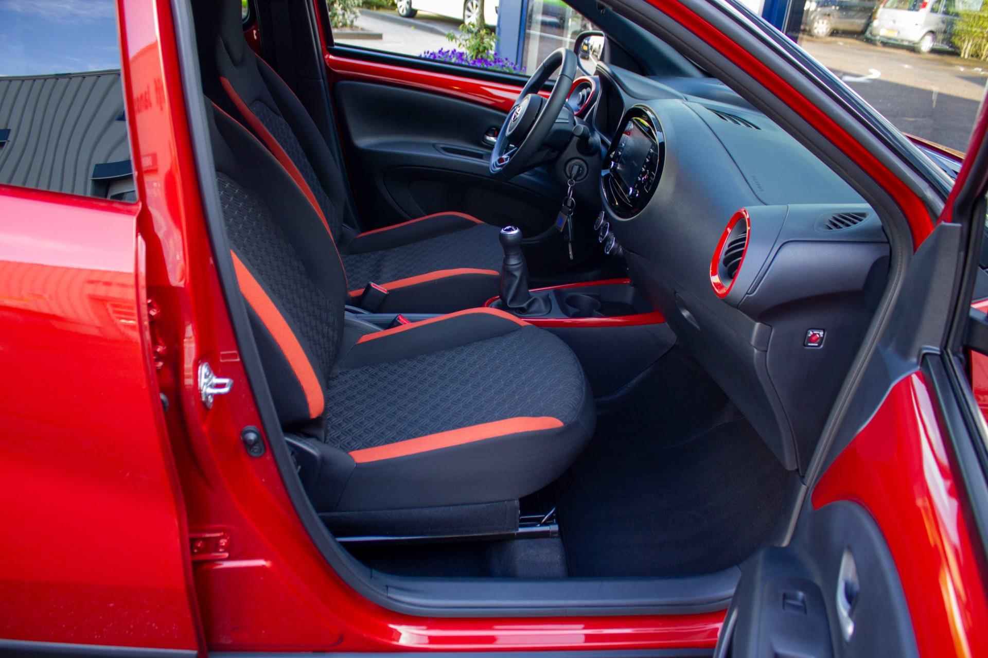 Toyota Aygo X 1.0 VVT-i MT Pulse | Prijs rijklaar incl. 12 mnd garantie | Bluetooth Stoelverwarming Apple/Android carplay - 22/41
