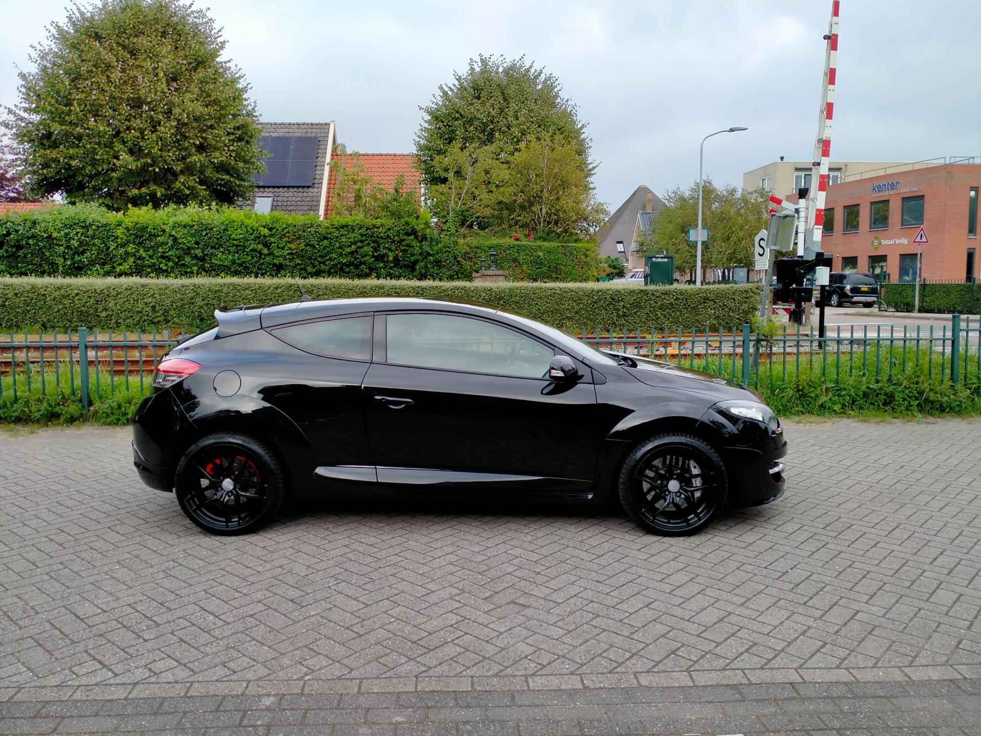 Renault Mégane Coupé 2.0 T Renault Sport 250pk recent distri en koppeling verv. ALLINPRIJS - 5/29