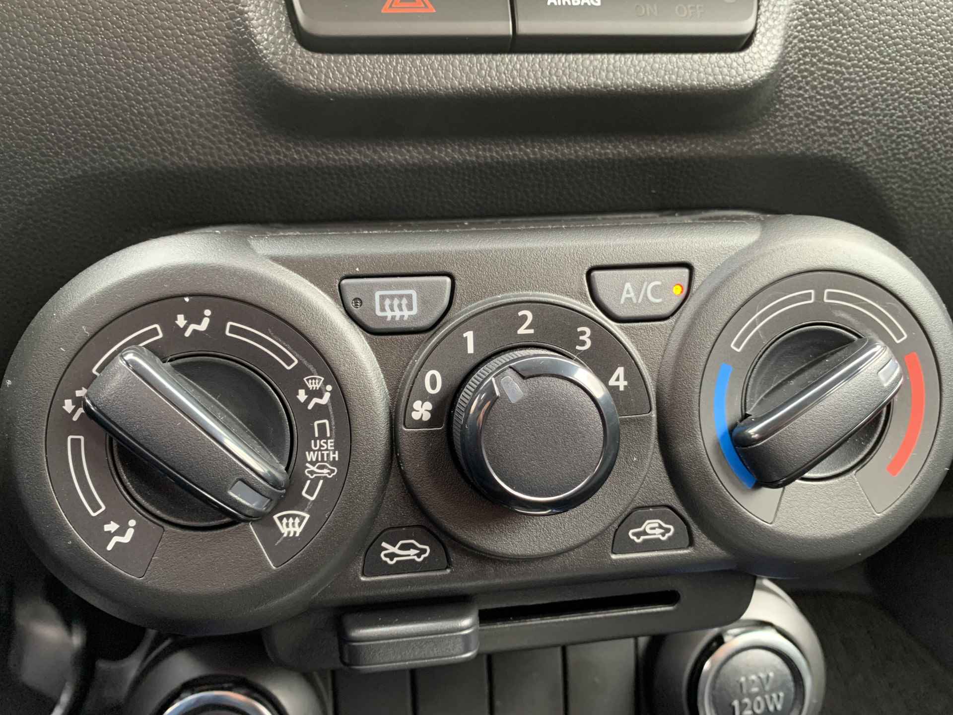 Suzuki Ignis 1.2 Smart Hybrid Comfort Voorraad voordeel - 23/26