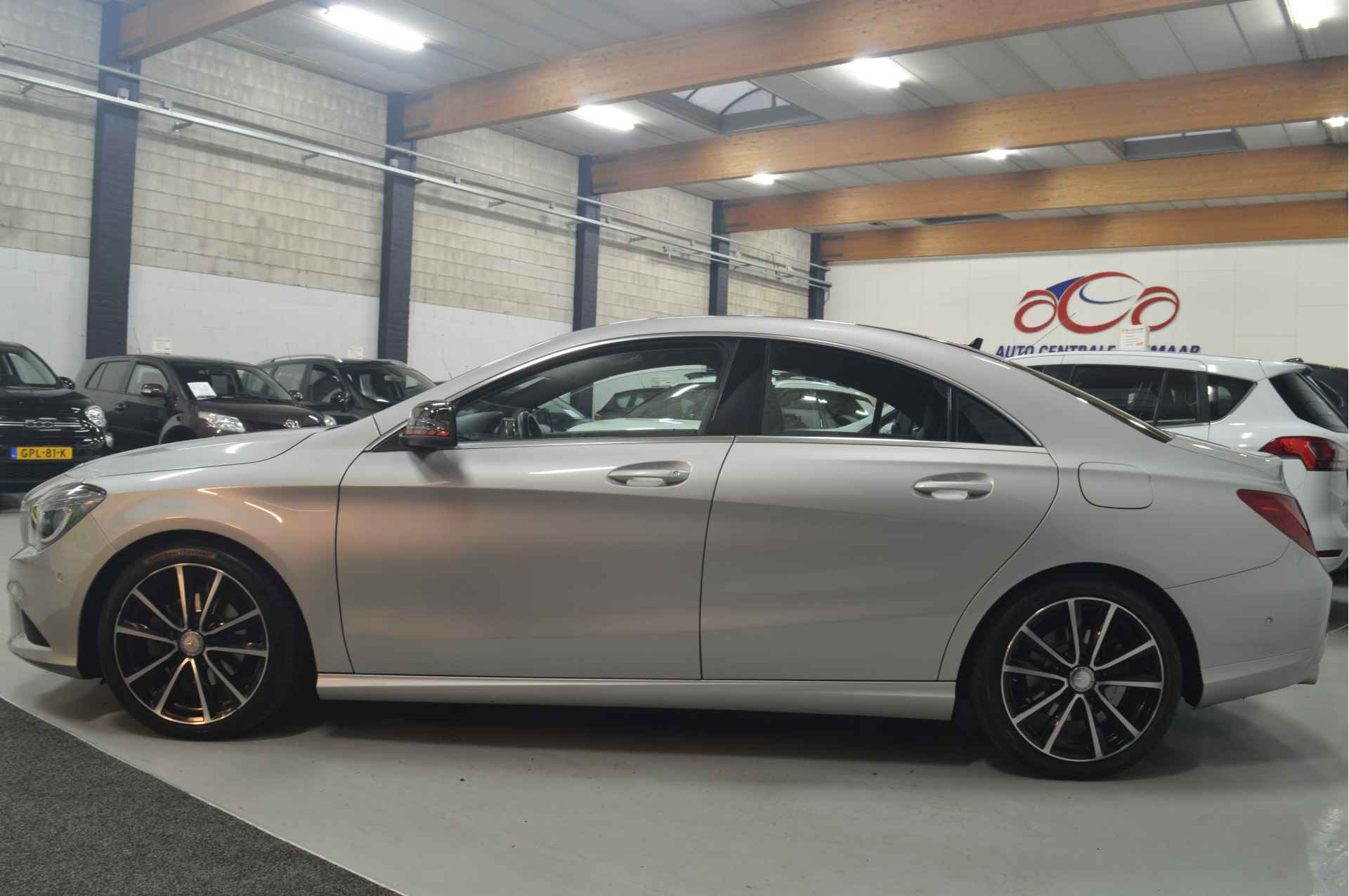 Mercedes-Benz CLA-Klasse 180 Edition 1 // 136.000 km // AIRCO // PDC v&a // CARPLAY // STOELVERWARMING // - 6/28