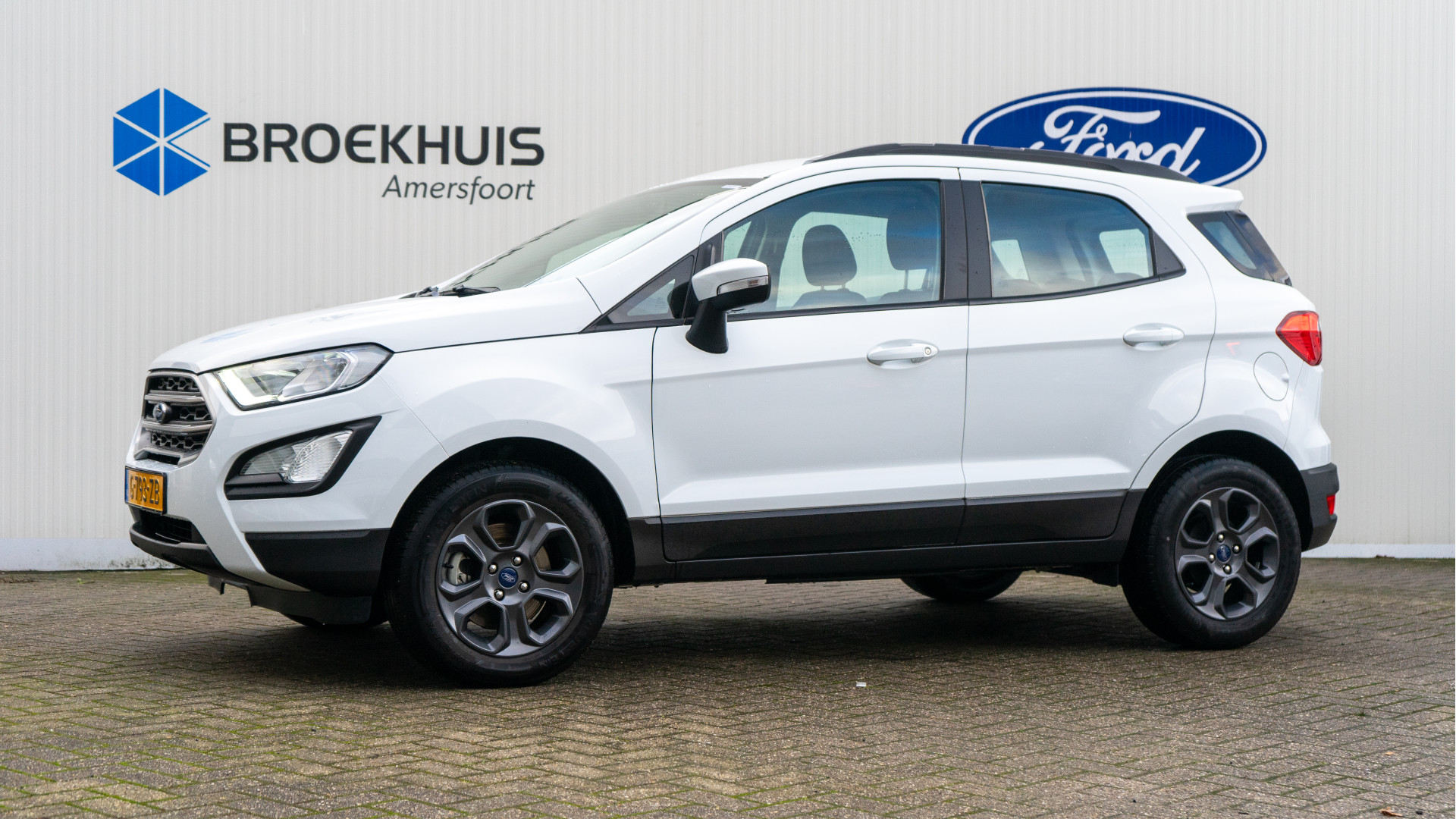 Ford EcoSport 1.0 EcoBoost Trend Ultimate | Cruise controle | Airco | Lichtmetalen velgen | Navigatie | Carplay Android/Apple