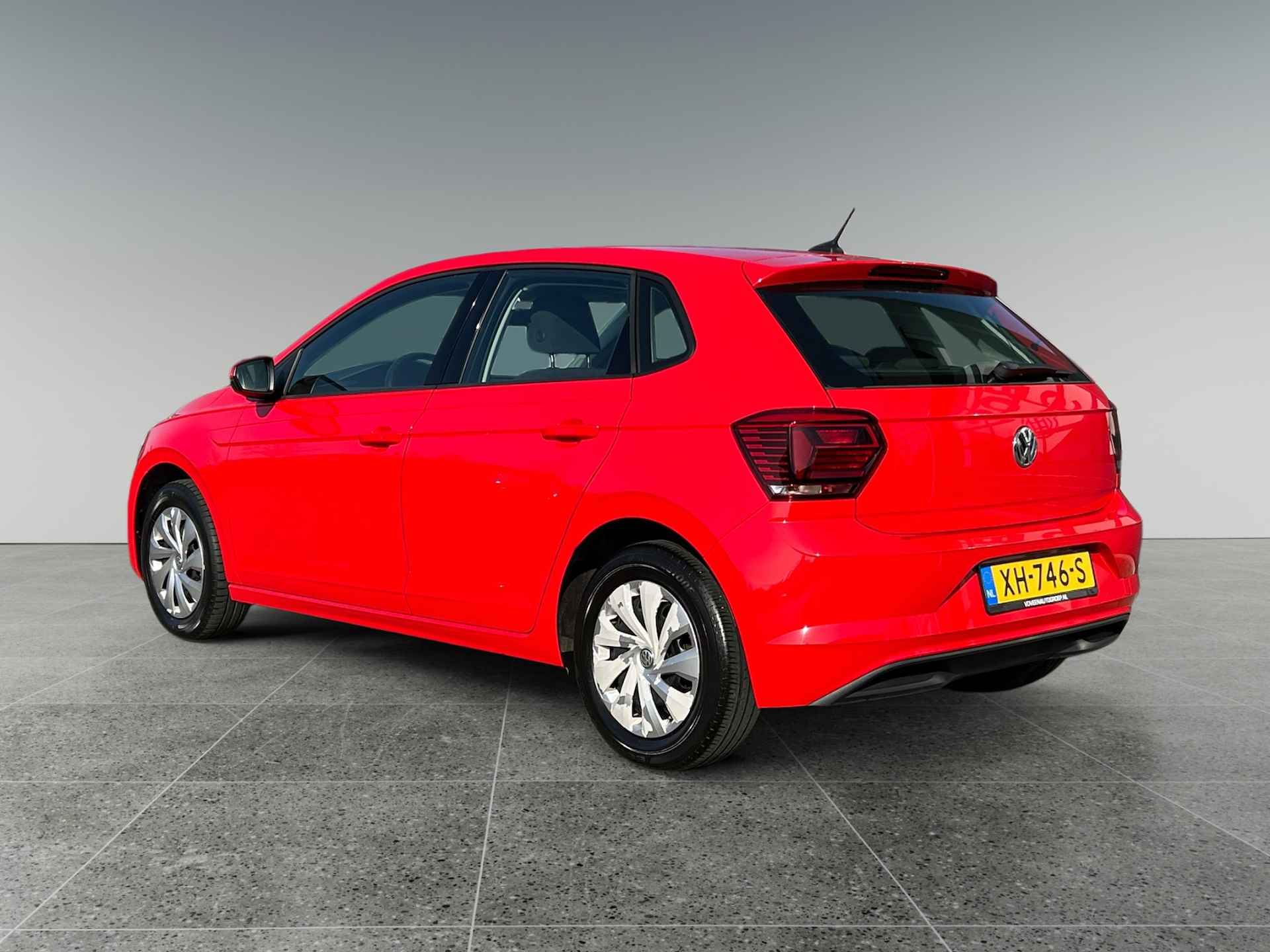 Volkswagen Polo 1.0 MPI Comfortline | incl. 12 maanden garantie | Achteruitrijcamera | Apple Carplay / Android auto | Navigatiesysteem | Climate control | Airco | Cruise control | - 4/34