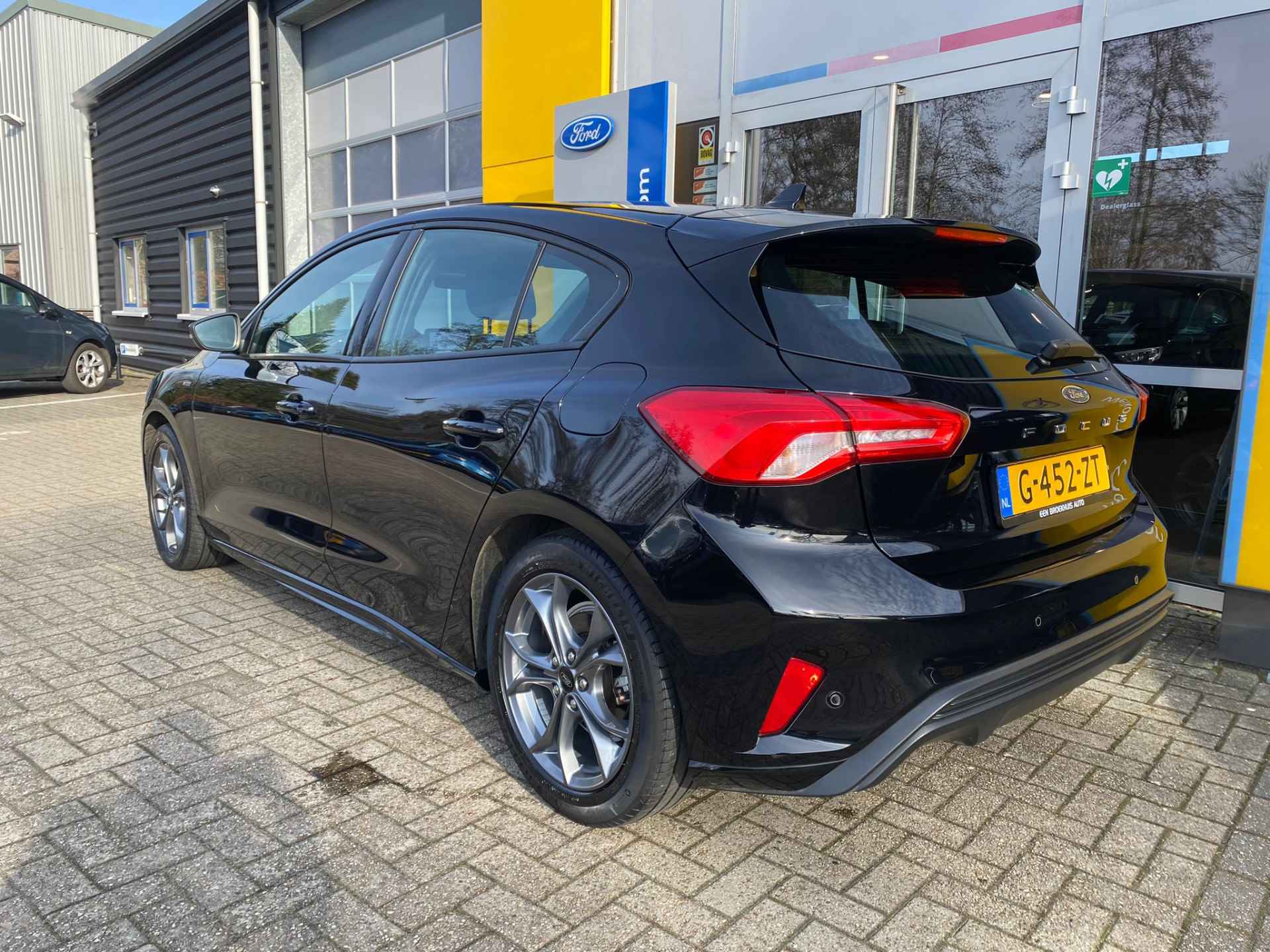 Ford Focus 1.0 125PK EcoBoost ST Line | NAVIGATIE| CRUISE CONTROL| AIRCO| PARKEERSENSOREN| DAB| - 23/31