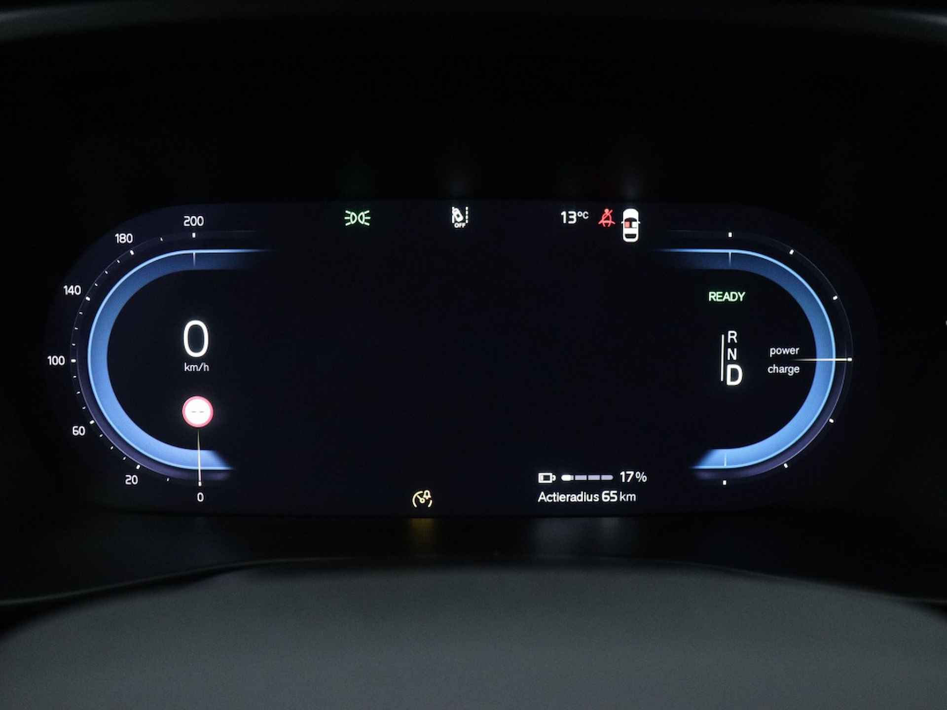 Volvo C40 Extended Plus 82 kWh | Trekhaak | Panorama dak | Camera | - 22/46