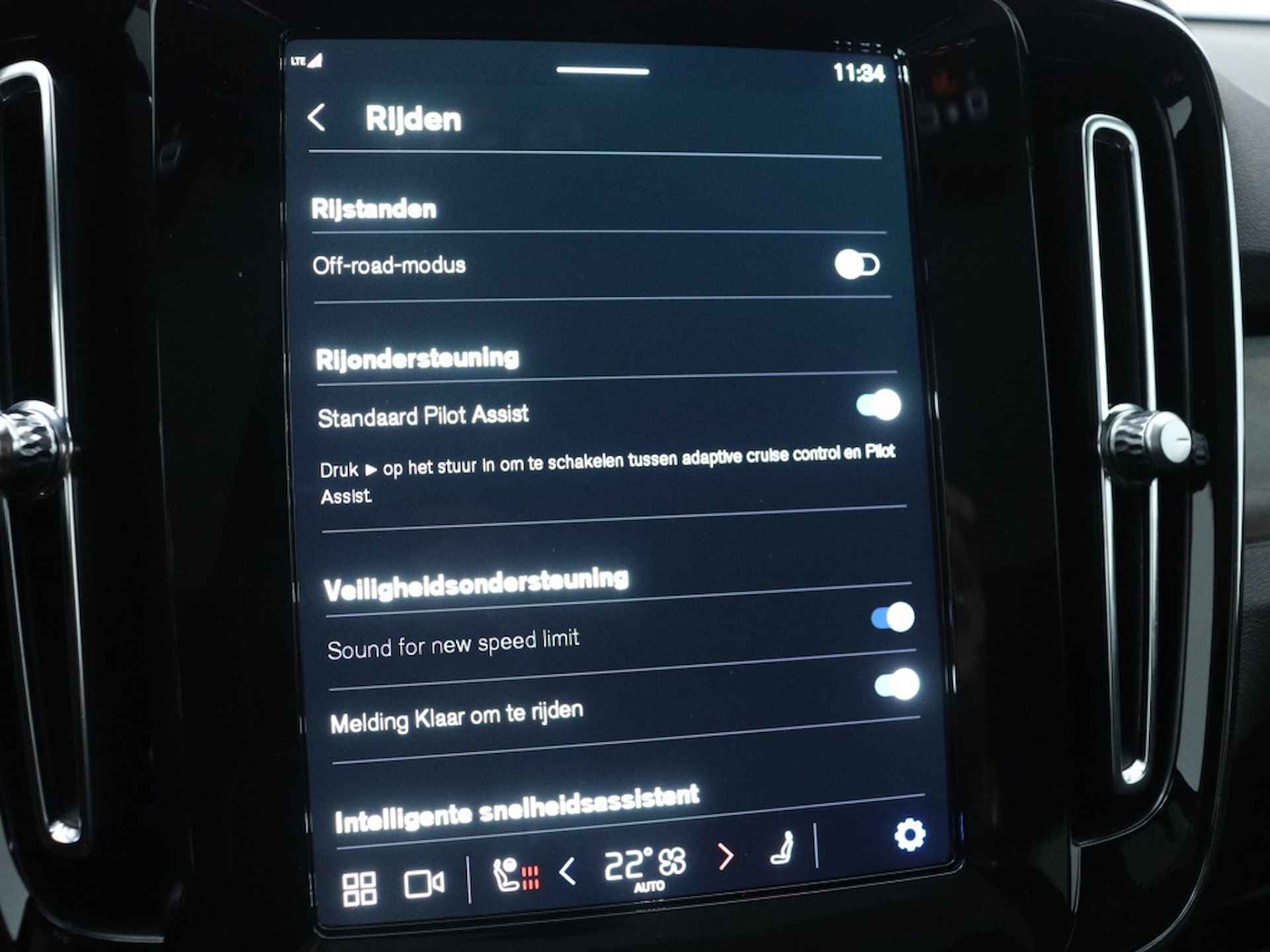 Volvo C40 Extended Plus 82 kWh | Trekhaak | Panorama dak | Camera | - 29/46