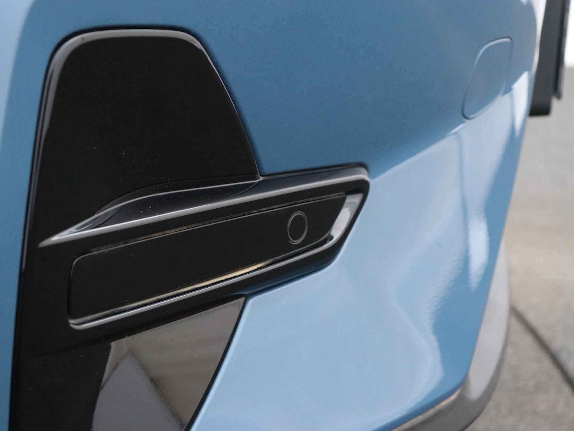 Volvo C40 Extended Plus 82 kWh | Trekhaak | Panorama dak | Camera | - 40/46