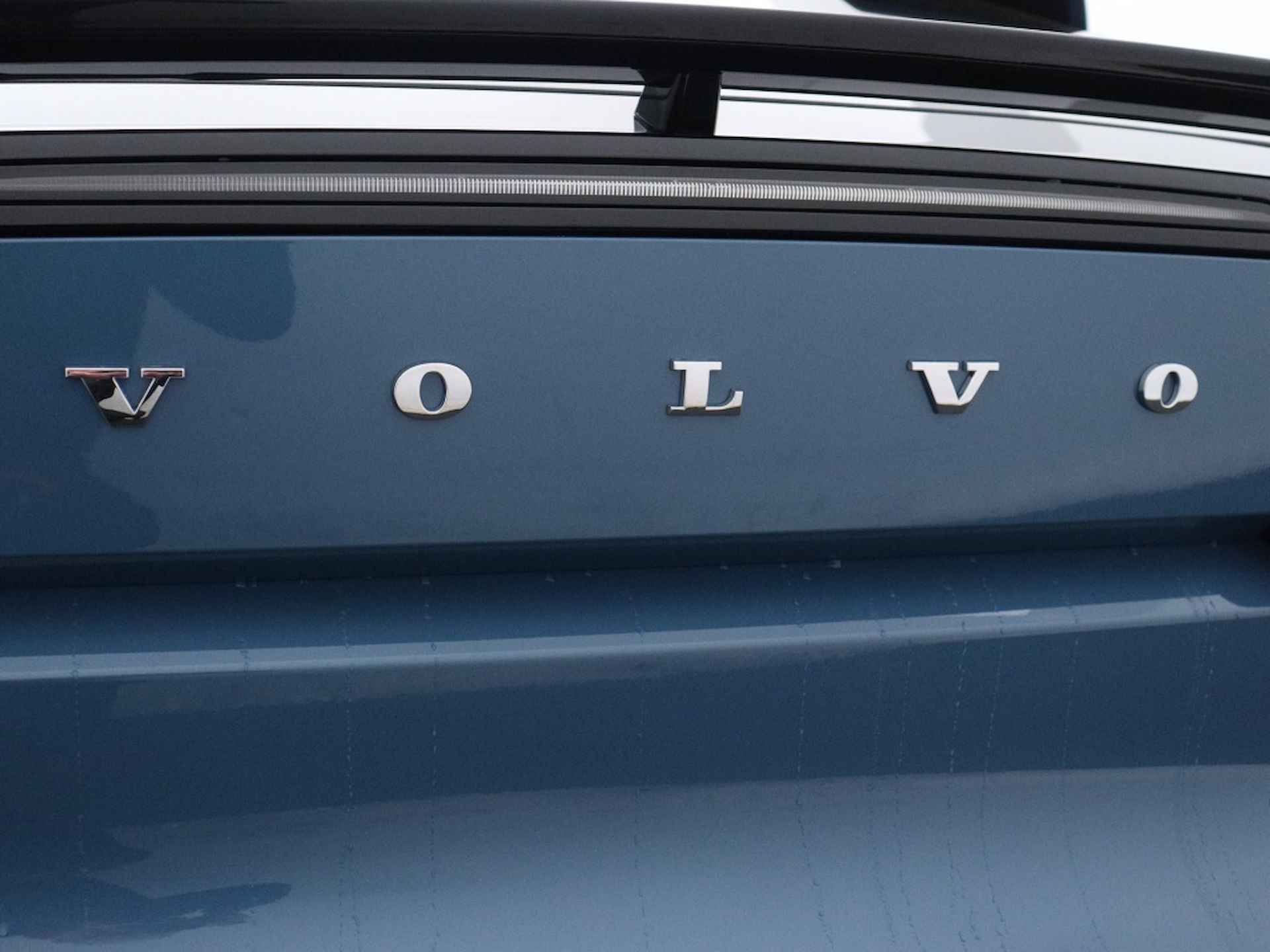 Volvo C40 Extended Plus 82 kWh | Trekhaak | Panorama dak | Camera | - 42/46
