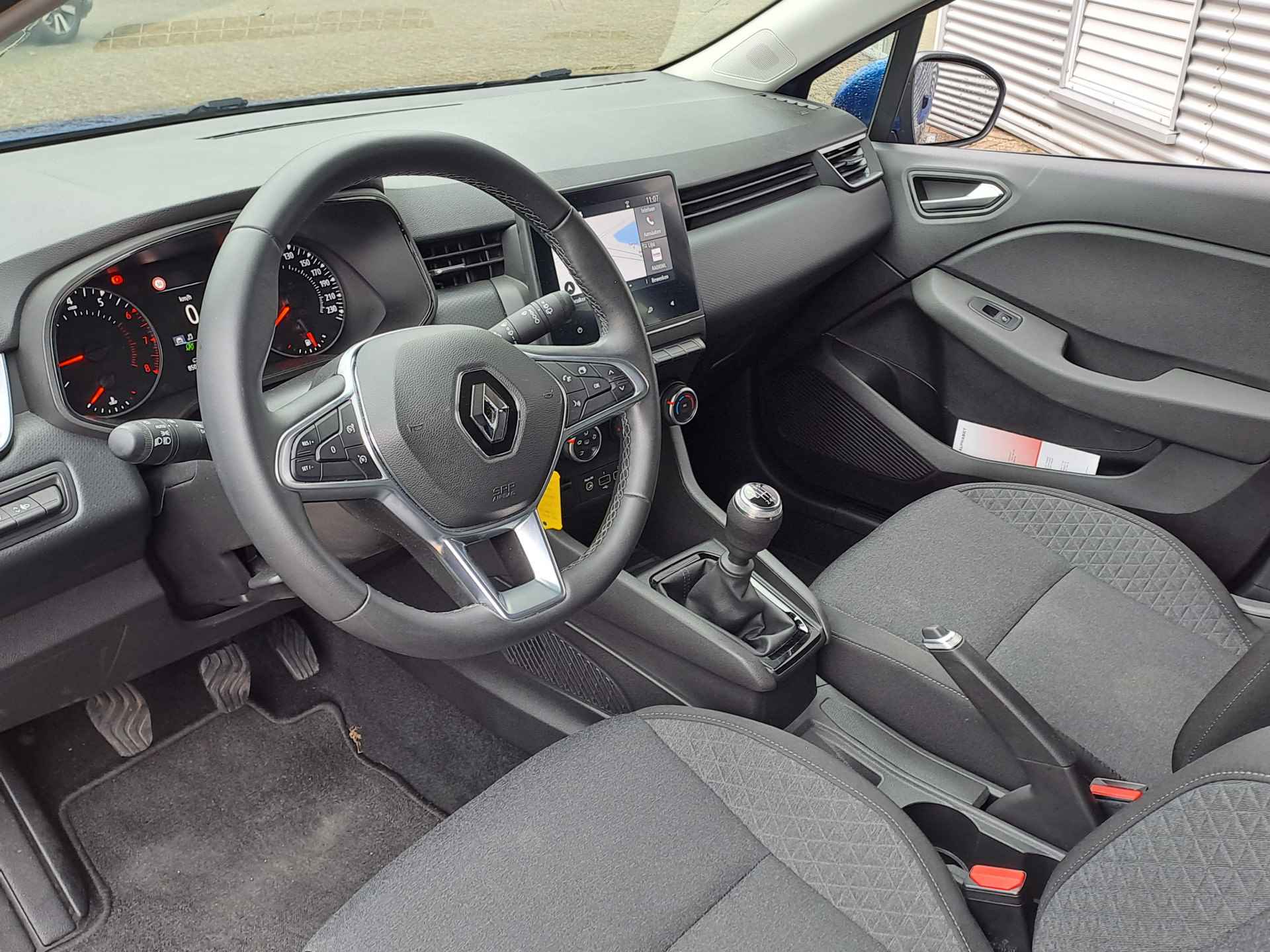 Renault Clio 1.0 TCe Zen | Apple Carplay/Android Auto | Nav | PDC - 4/22