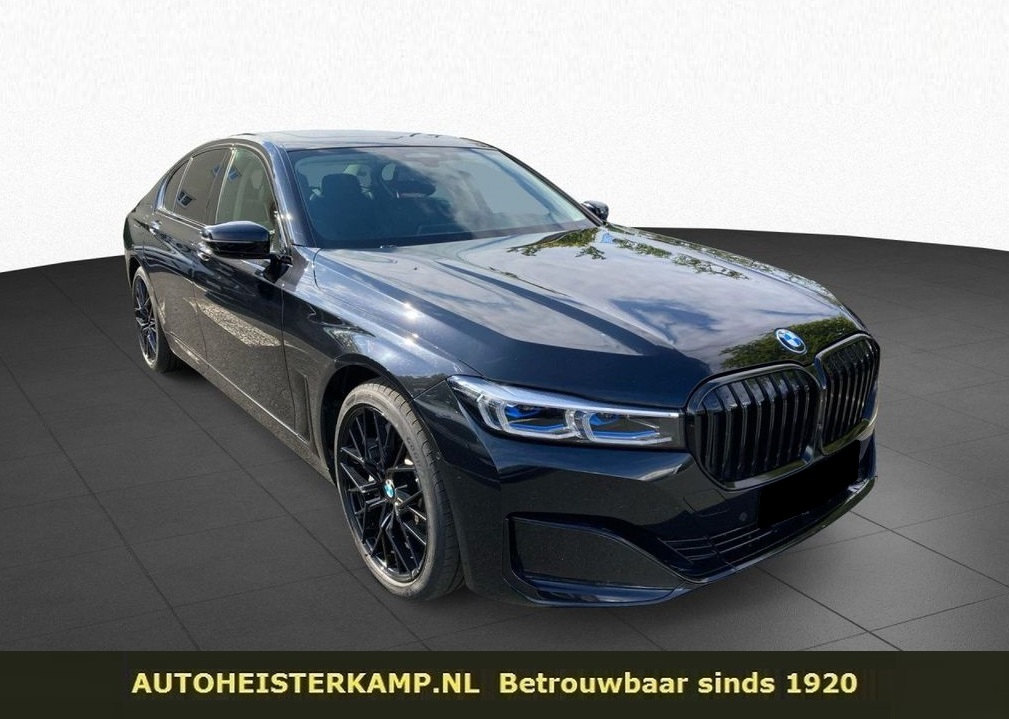 BMW 7 Serie 745e High Executive ACC Head-Up Surround View Stoelkoeling Massage 20 Inch M Hoogglans Shadow Line