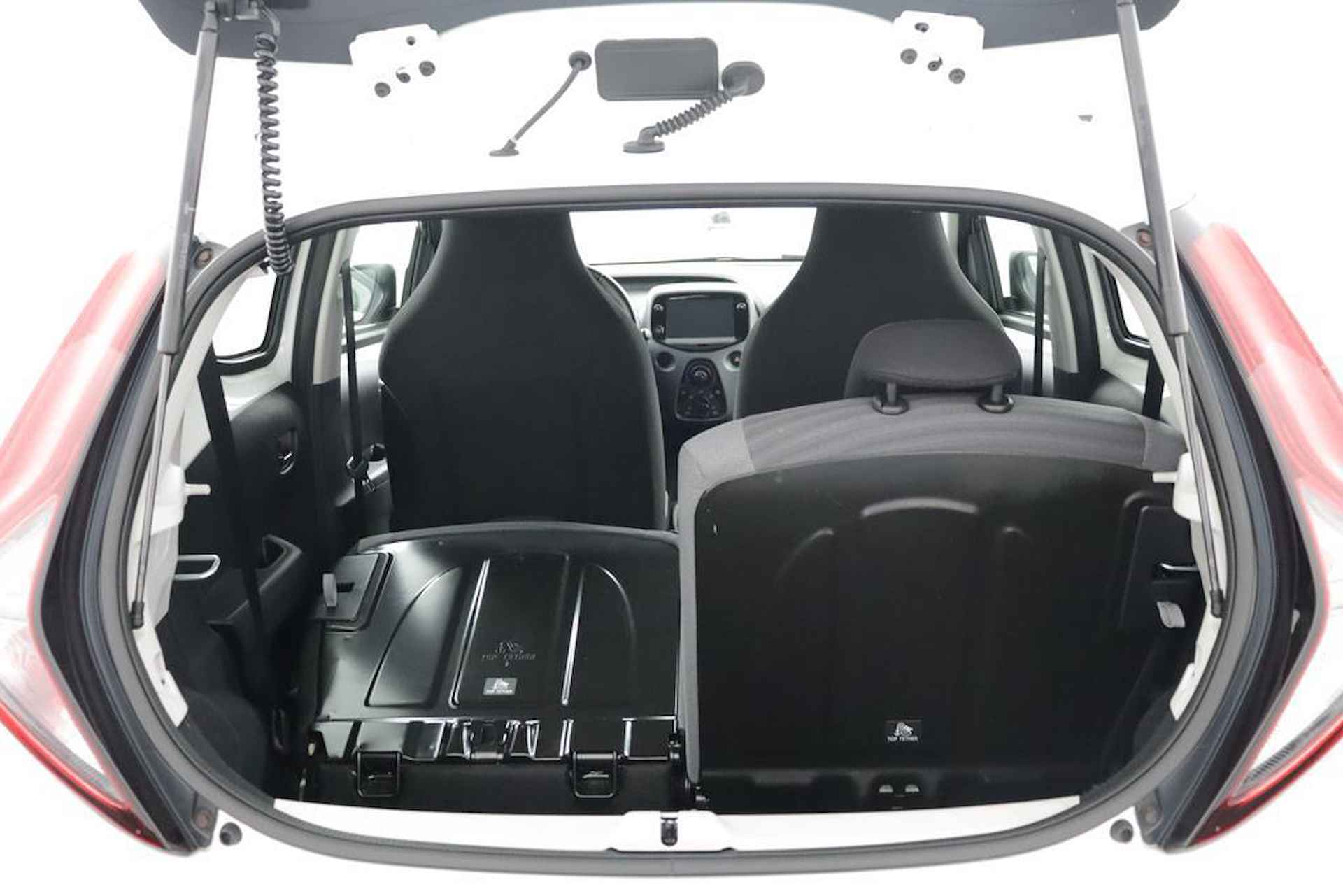 Toyota Aygo 1.0 VVT-i x-play | Airco | Apple Carplay/Android Auto | Parkeercamera | - 24/42