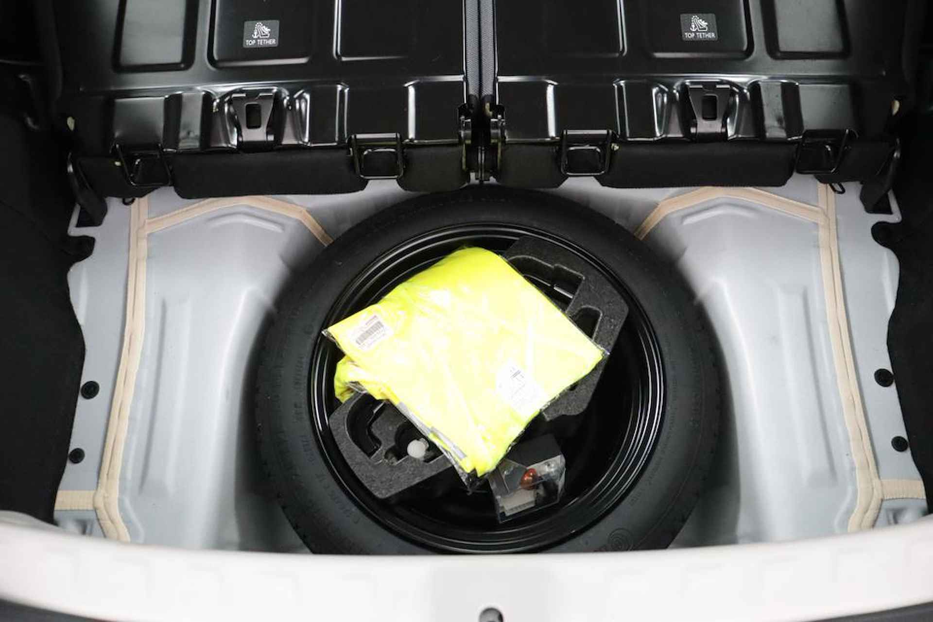 Toyota Aygo 1.0 VVT-i x-play | Airco | Apple Carplay/Android Auto | Parkeercamera | - 31/42