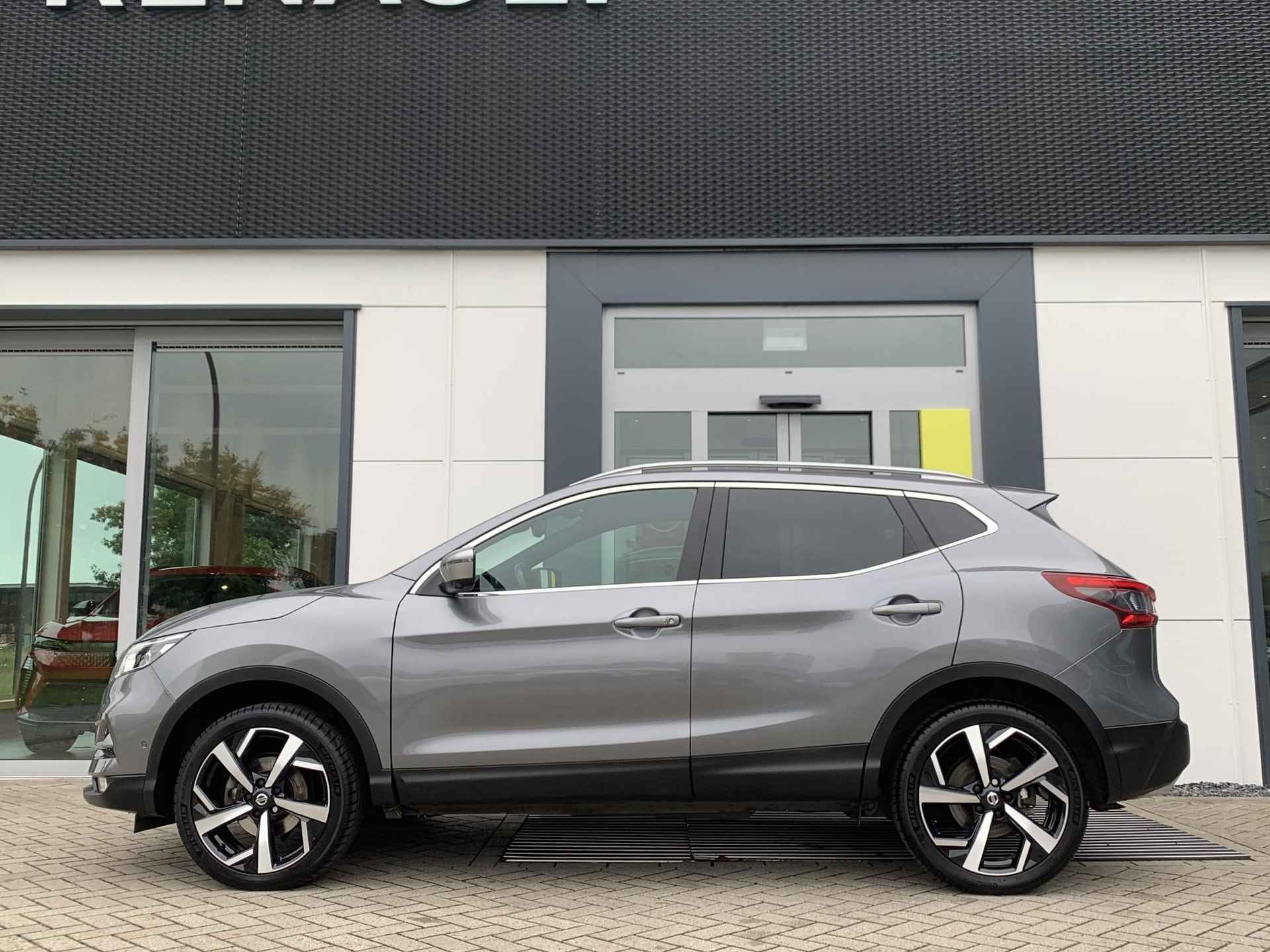 Nissan Qashqai 1.2 DIG-T 115 Tekna + - 6/26