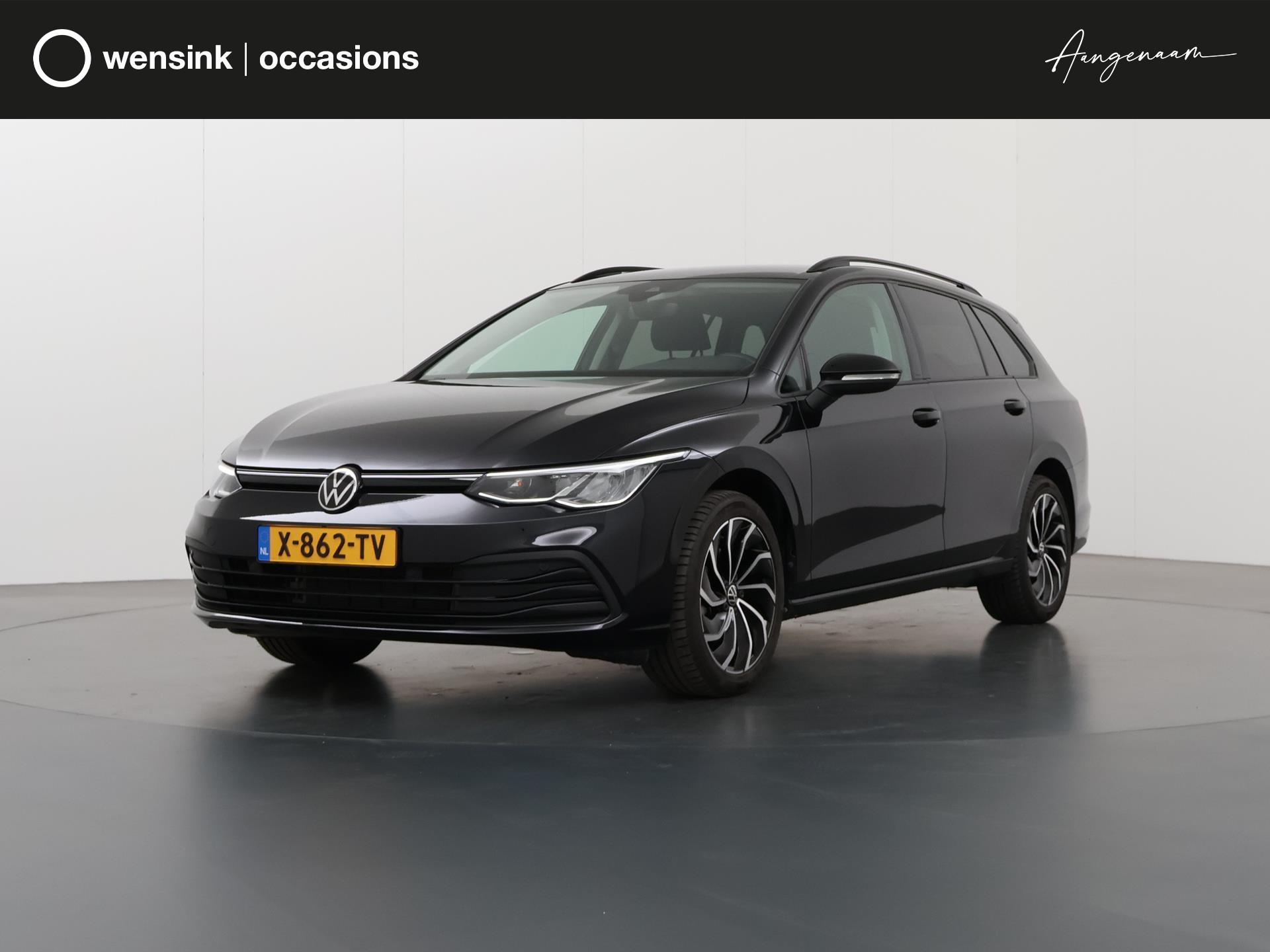 Volkswagen Golf Variant 1.0 eTSI Life Business | Stoelverwarming | Digitaal dashboard | Keyless Go | Parkeercamera | bij viaBOVAG.nl