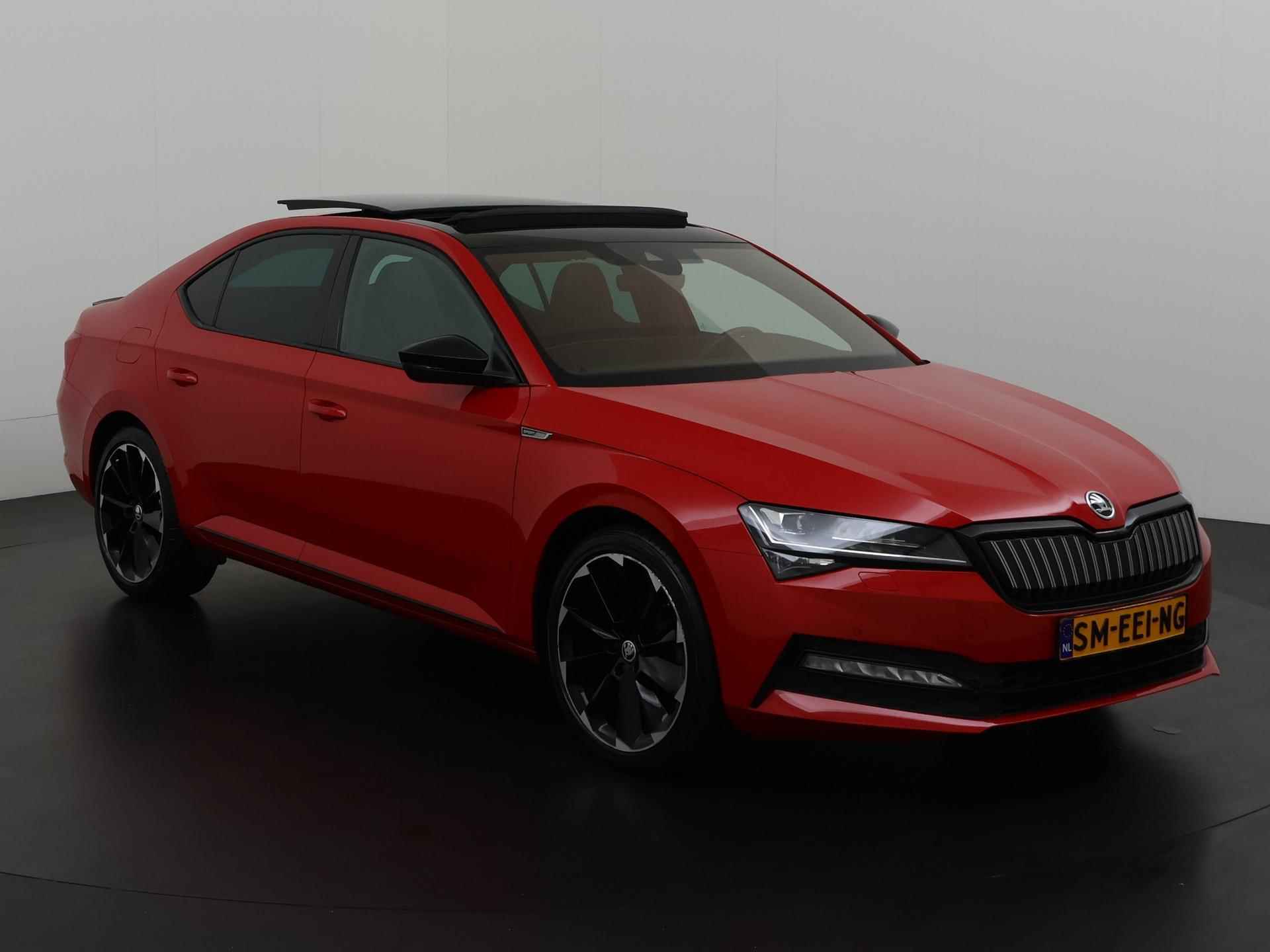 Skoda Superb 1.4 TSI iV Sportline | Schuifdak | Trekhaak | Zondag Open! - 30/51