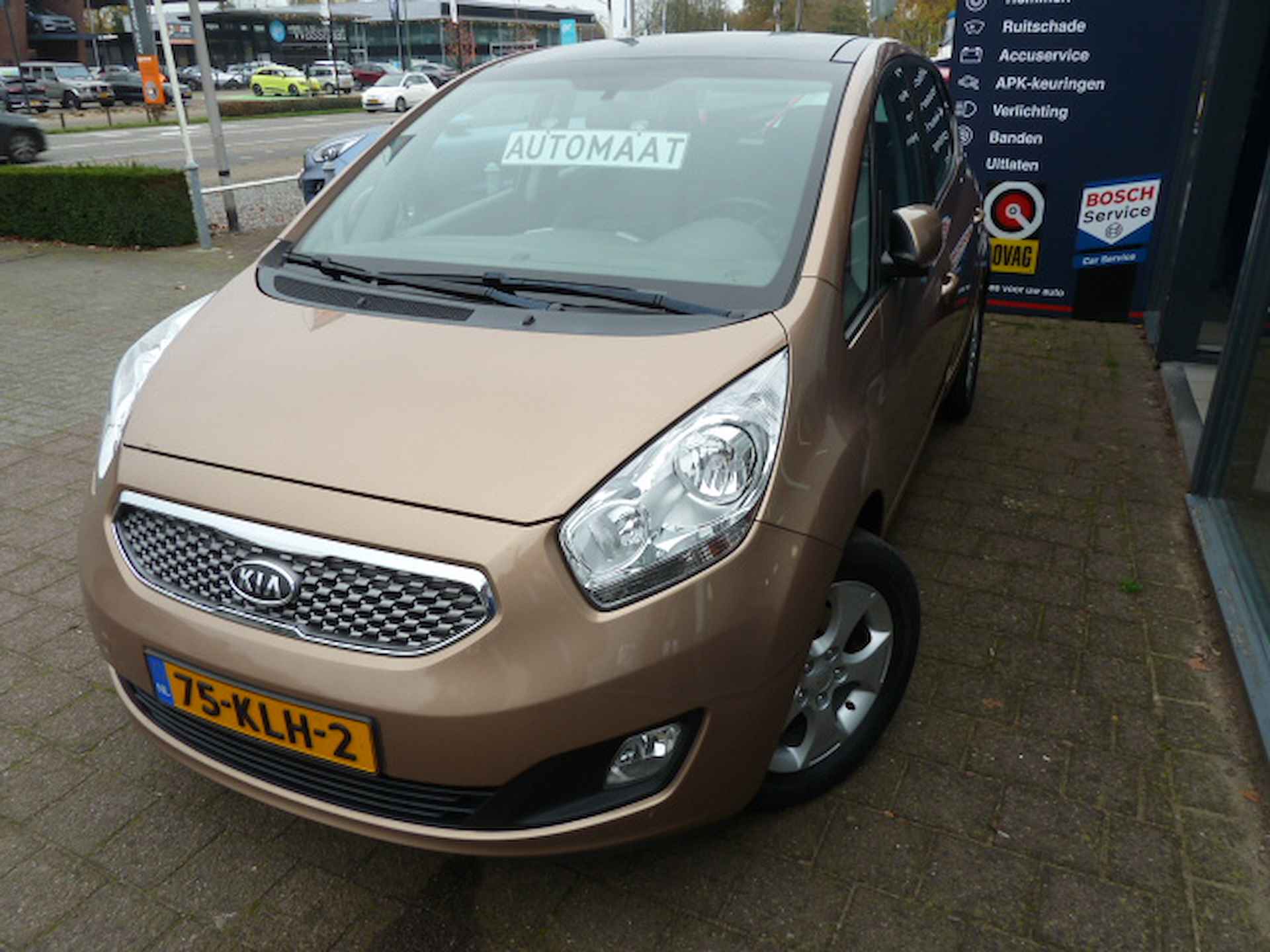 Kia Venga 1.6 CVVT 125pk AUT.EXECUTIVE _ CLIMA _ PANORAMADAK - 31/33