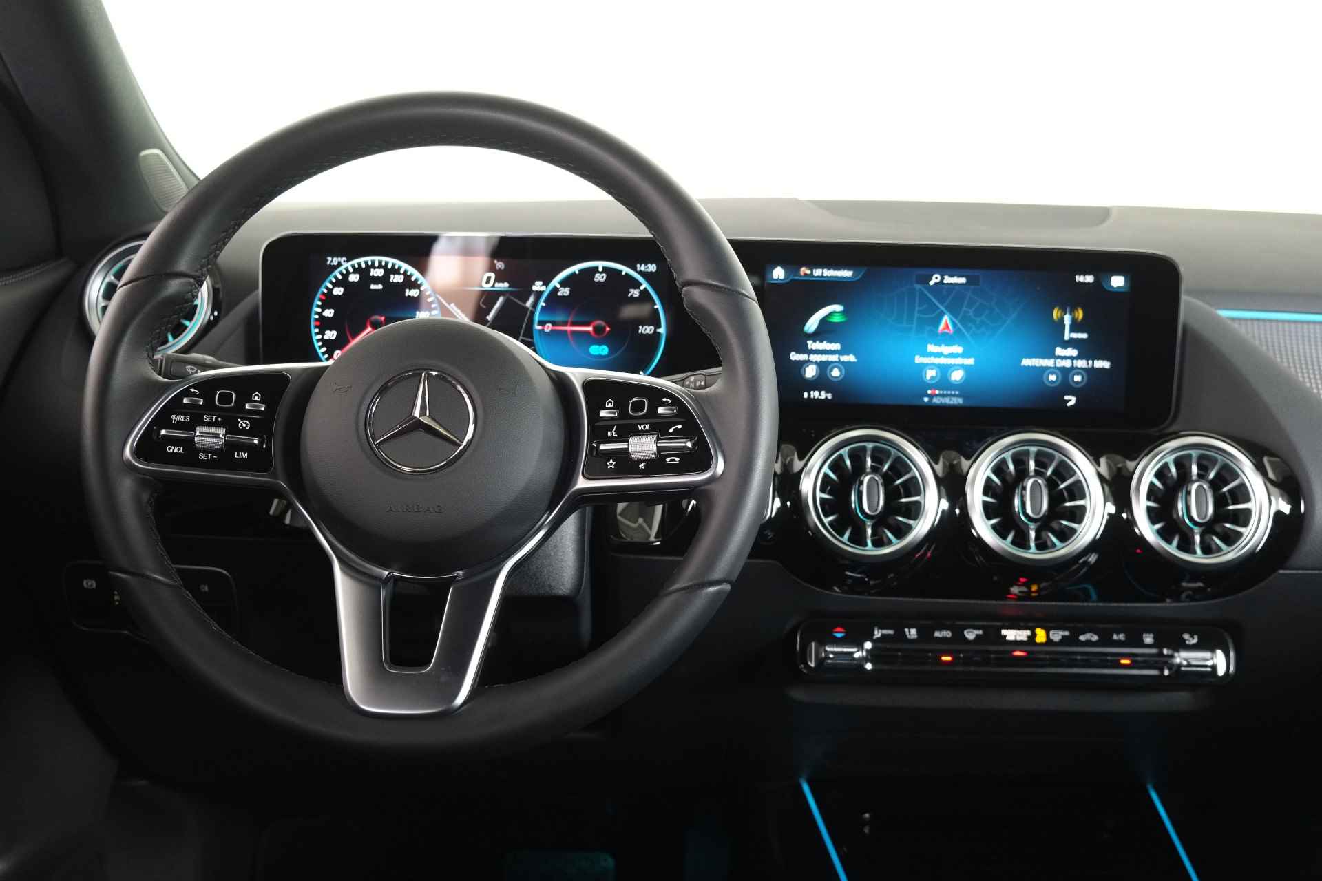 Mercedes-Benz EQA 250 Business 67 kWh / LED / DAB / Carplay / Camera - 12/28